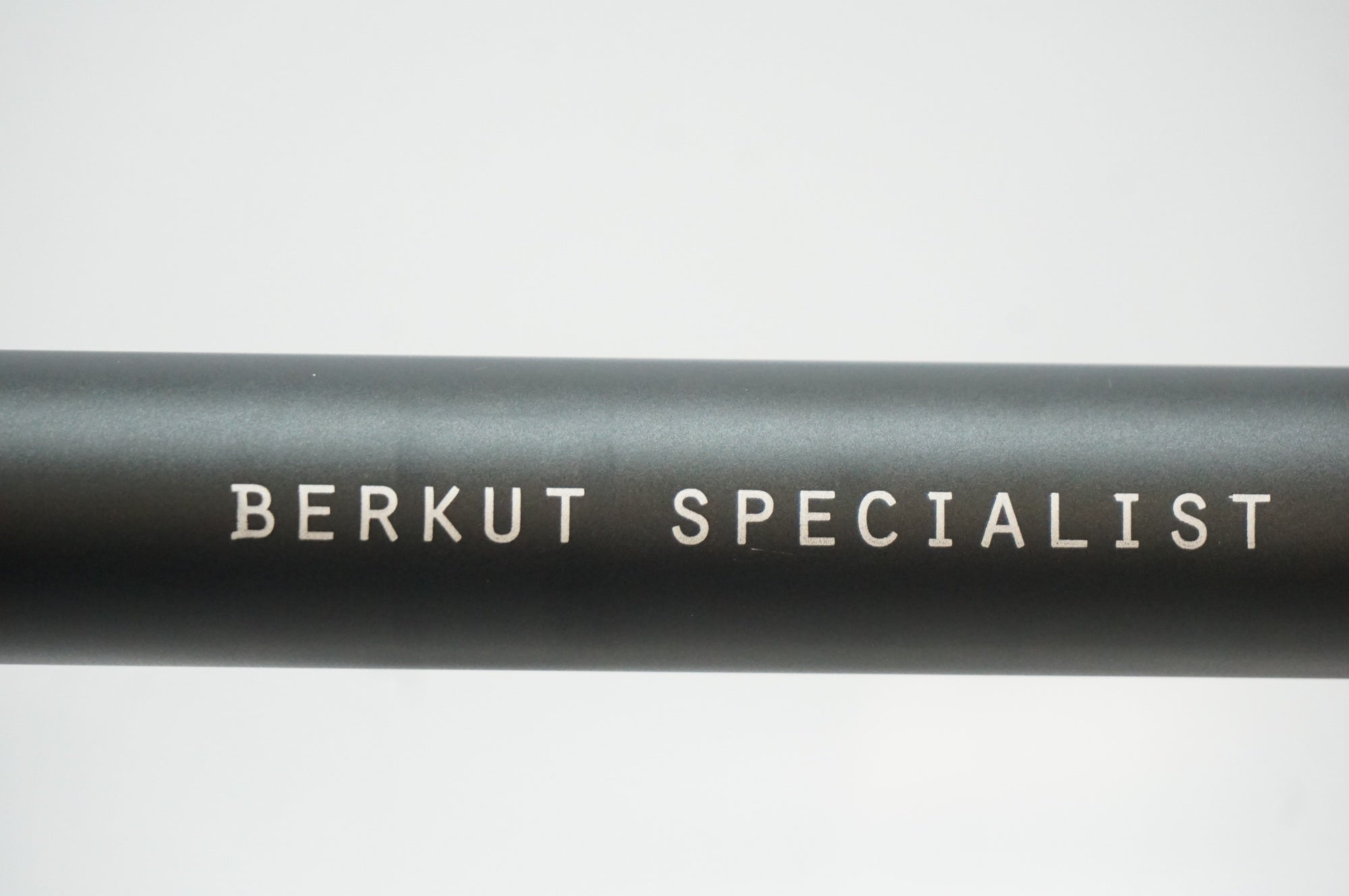 BERKUT 「ベルクート」 SPECIALIST VL-1000 電動ポンプ / 福岡アイランドシティ店