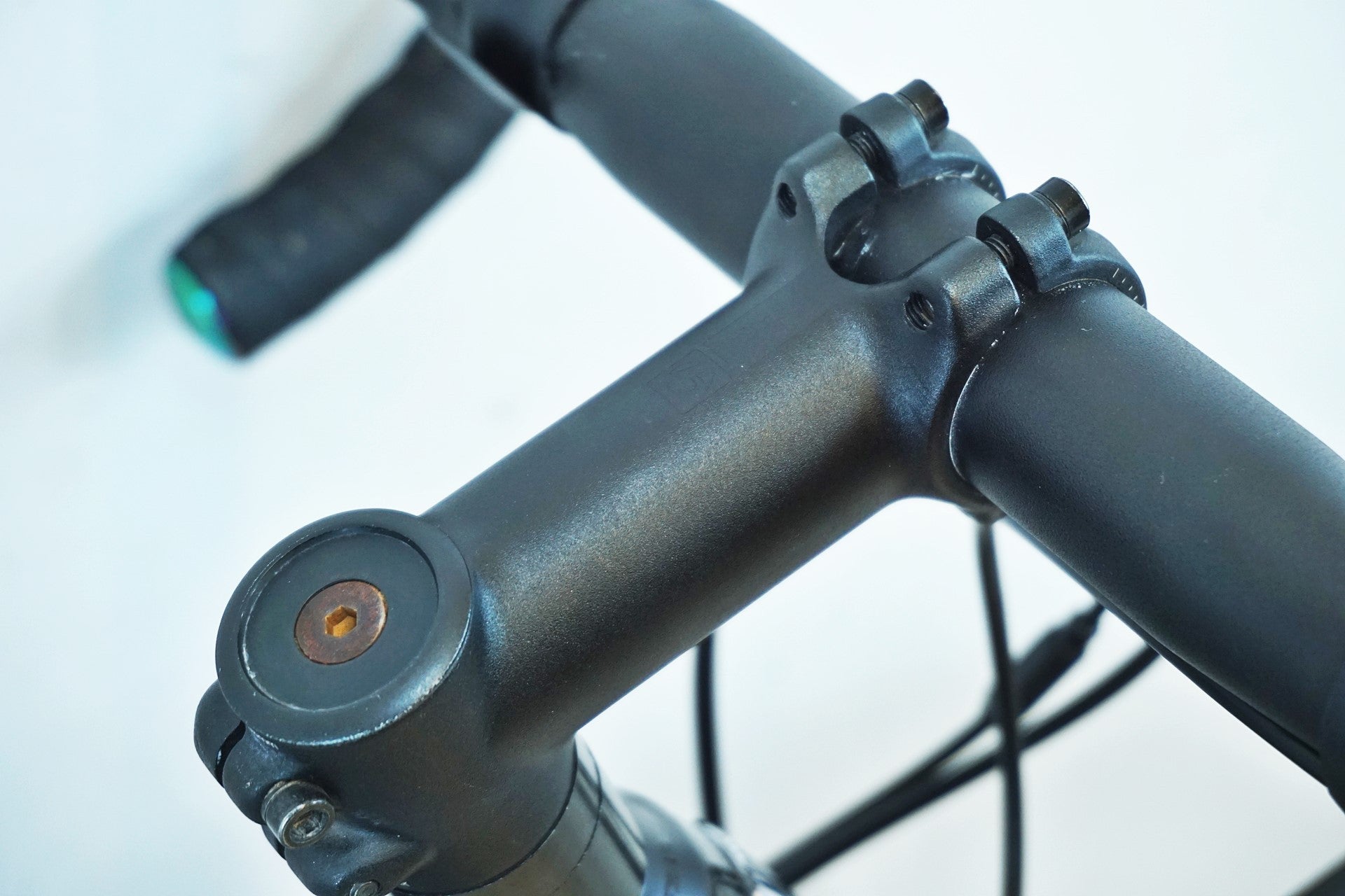 TREK Domane AL2 DISC 540mm TREKBLACK (2023) | BICYCLE PRO