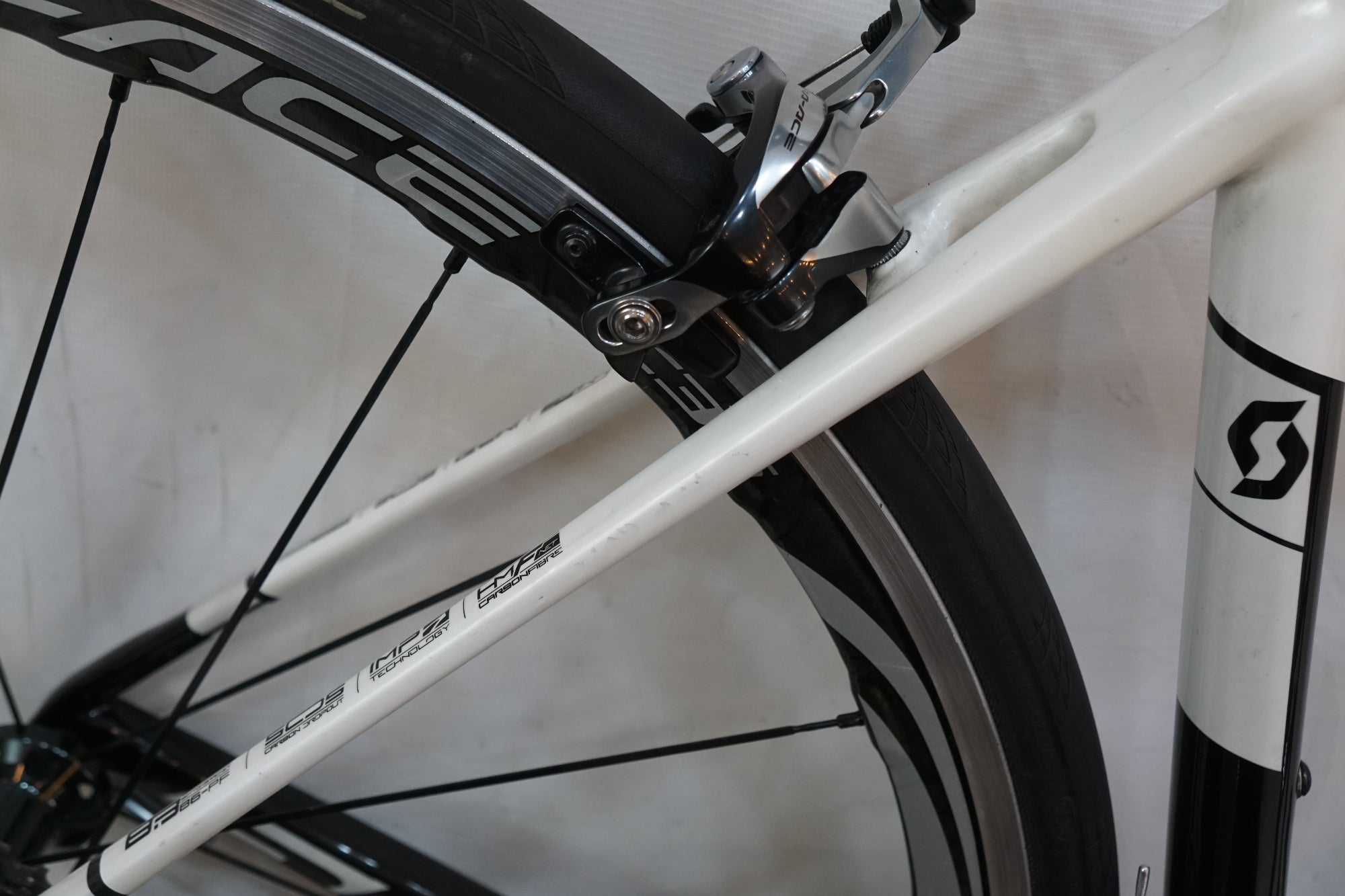 SCOTT 「スコット」 ADDICT 30 2015年モデル ロードバイク