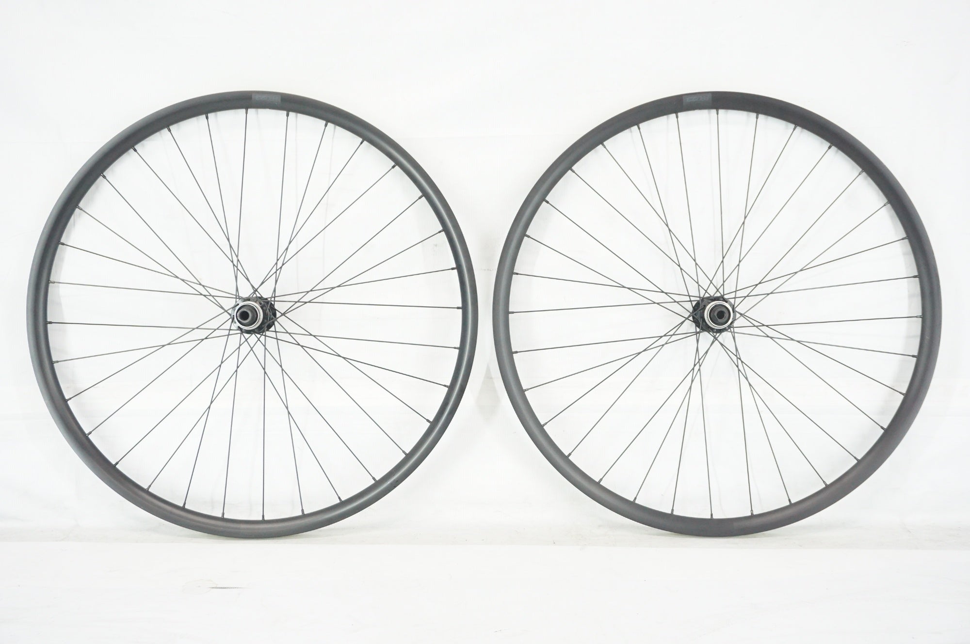 カーボンホイール　クリンチャー　シマノ11速 軽量 SUPERTEAM カーボン ホイール クリンチャー シマノ11S Amazon