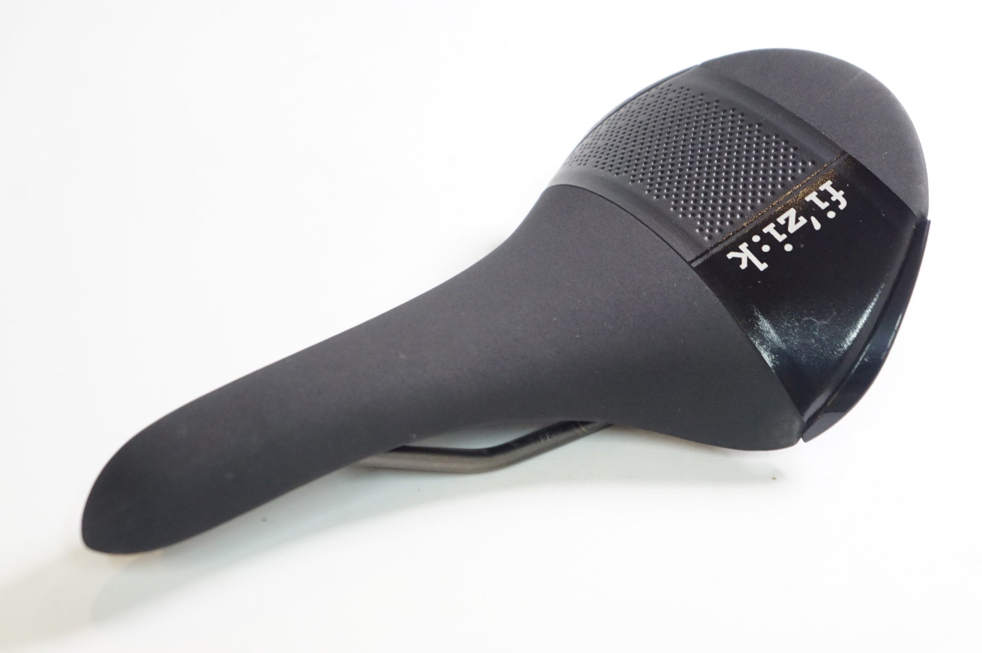 FIZIK 「フィジーク」 ALIANTE R3 サドル / 熊谷本店