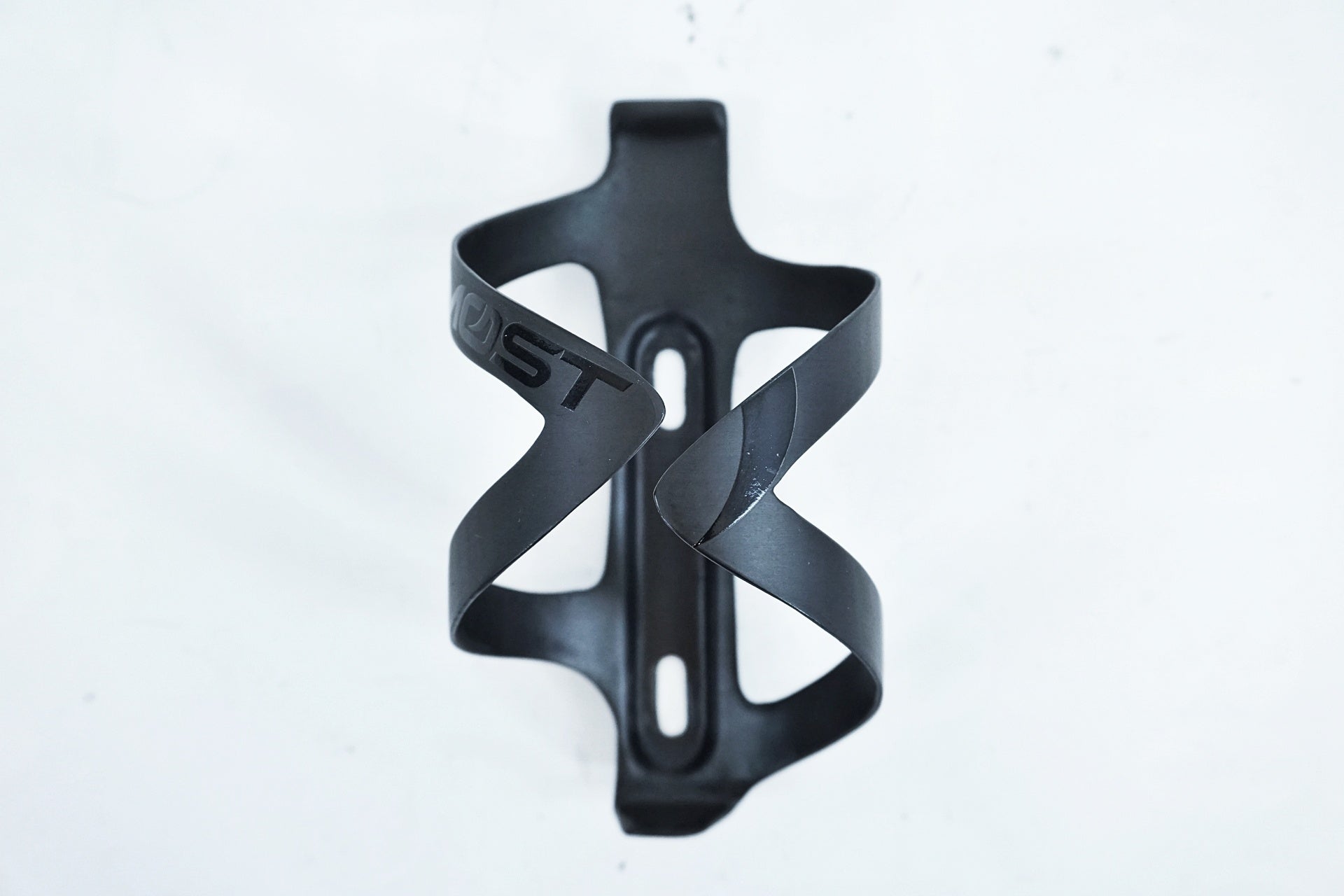 MOST 「モスト」 THE WINGS カーボンボトルケージセット / 有明ガーデン店