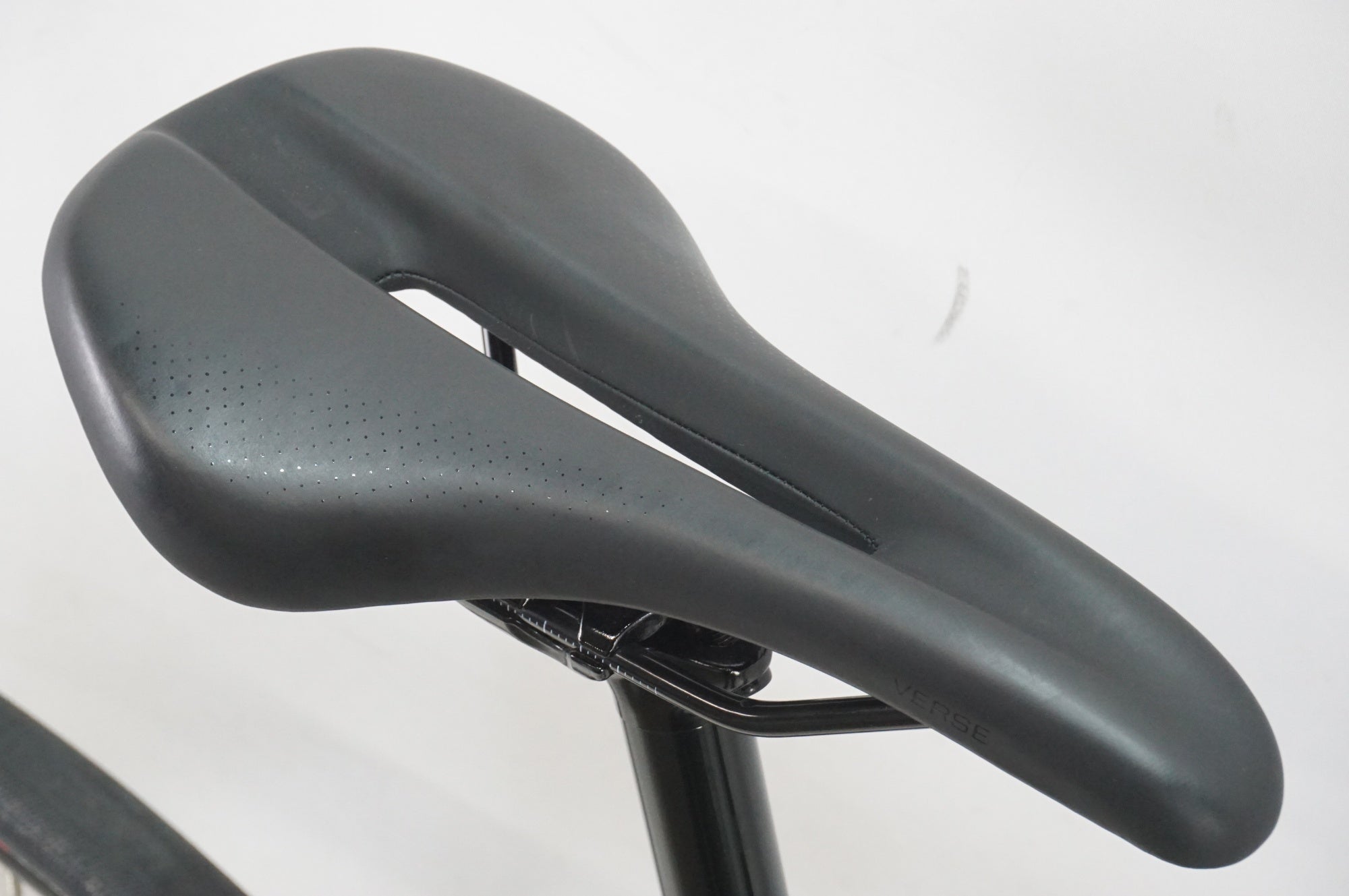 TREK 「トレック」 DOMANE AL 4 GEN 3 2023年モデル ロードバイク / 大宮店