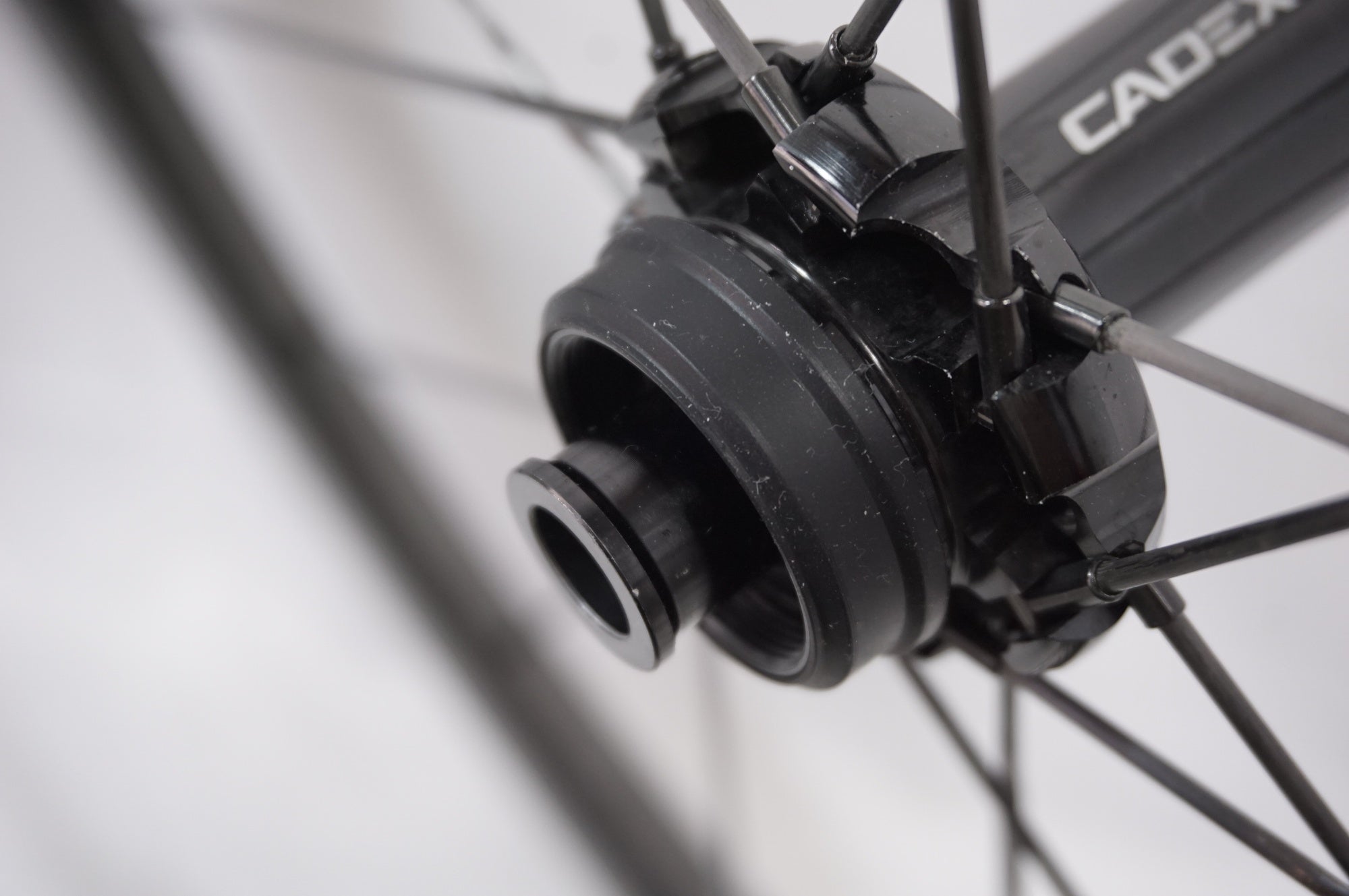 CADEX 「カデックス」 42 TUBELESS DISC シマノ11速 ホイールセット / 世田谷店
