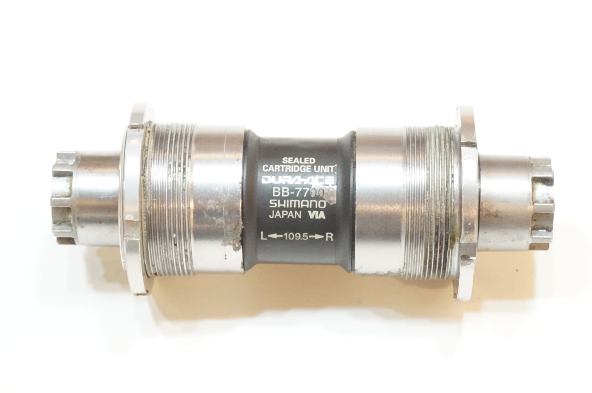 SHIMANO 「シマノ」 DURA-ACE BB-7700 BSA ボトムブラケット / 浦和ベース