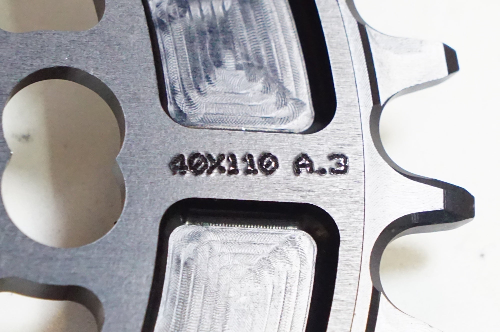 ROTOR 「ローター」 QRINGS QX1 40T チェーンリング / 熊谷本店