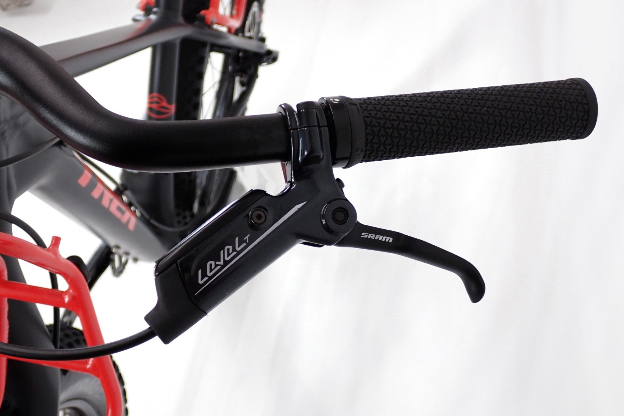 マウンテンバイク(MTB) Amazon | マウンテンバイク MTBクロスバイク スポーツバイク 26
