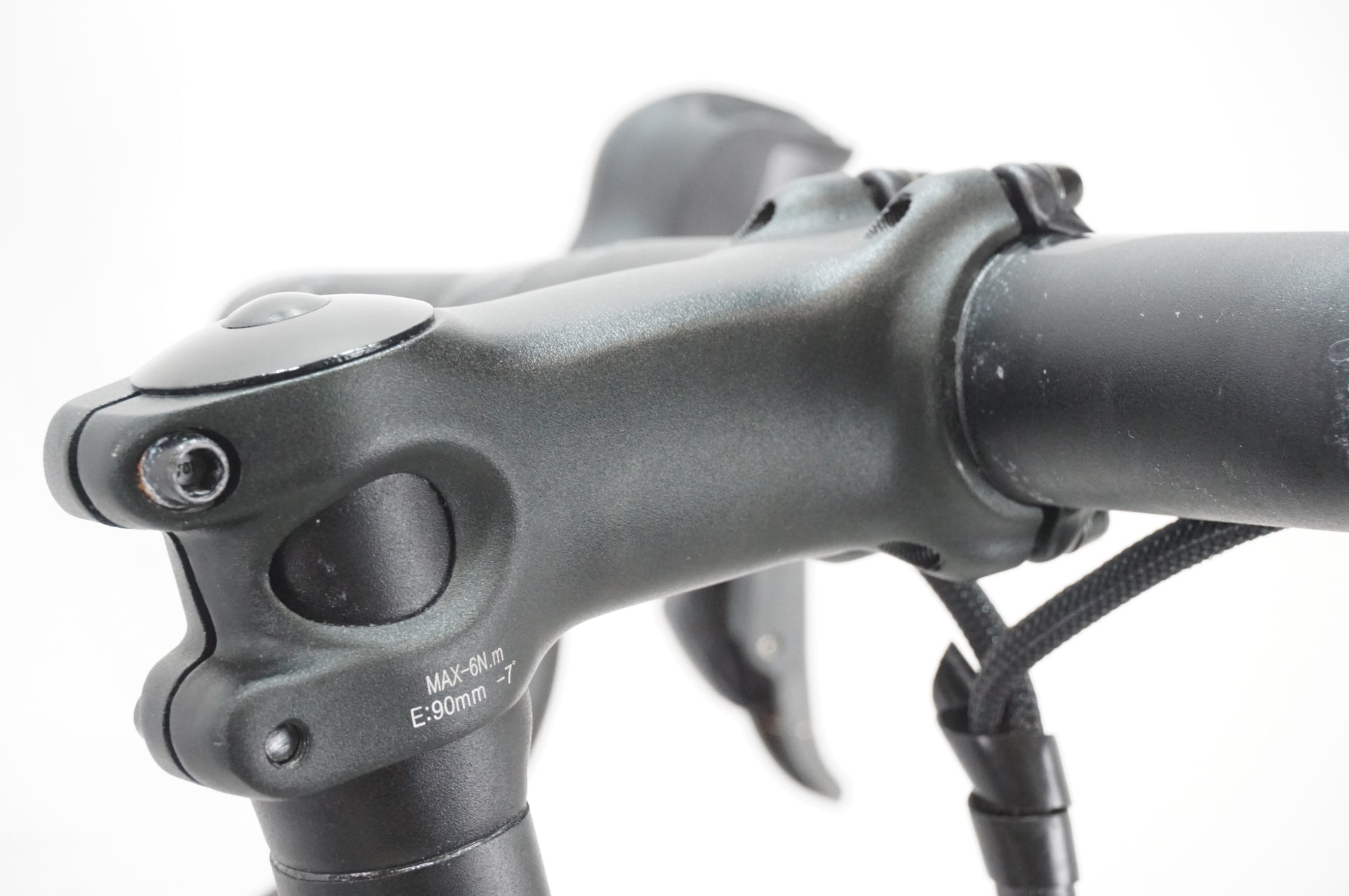 WAHOO 「ワフー」 KICKR BIKE V1 サイクルトレーナー / 大宮店