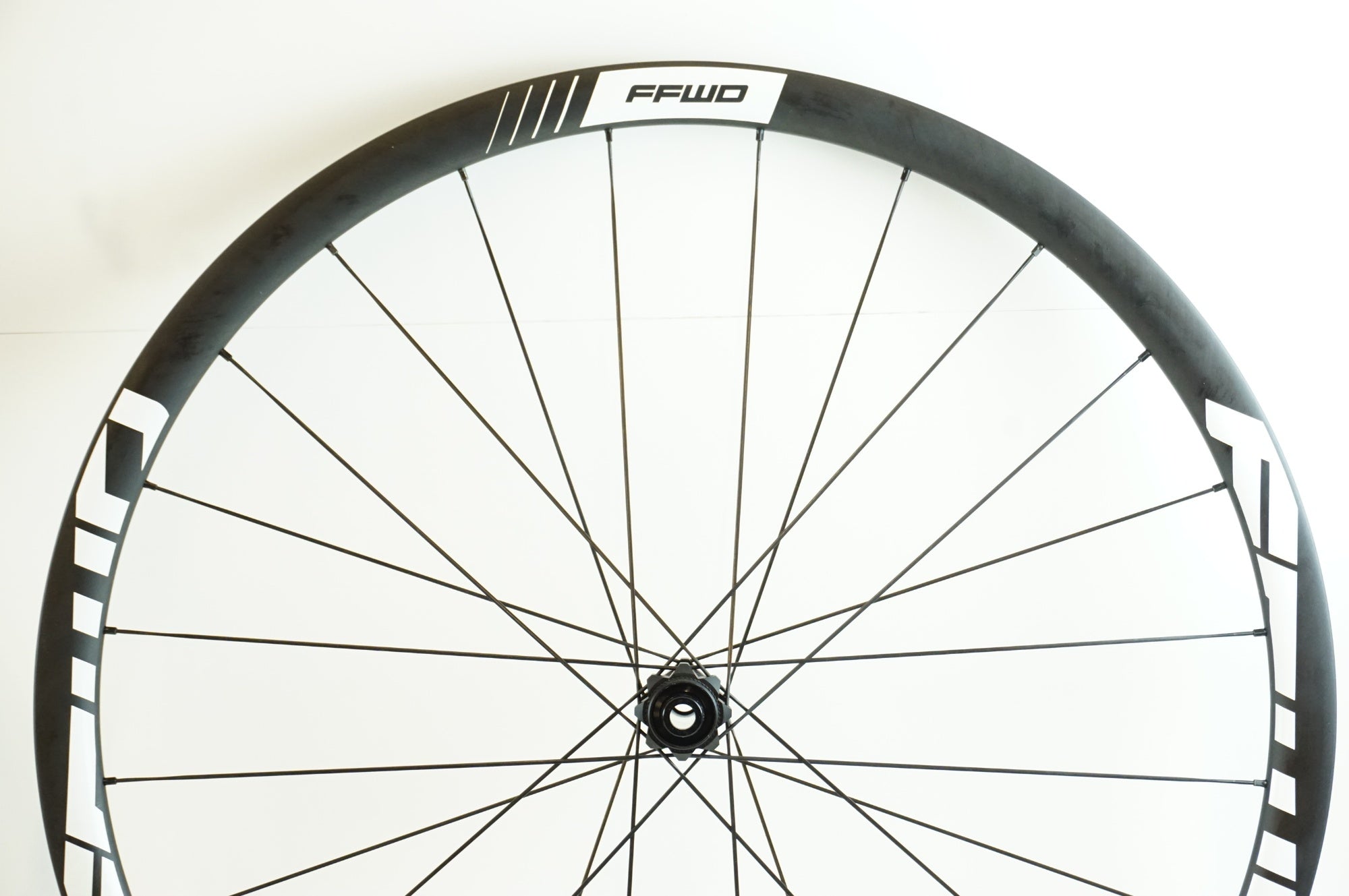 FFWD 「ファストフォワード」 F3 リム DT SWISS 240S ハブ シマノ11速