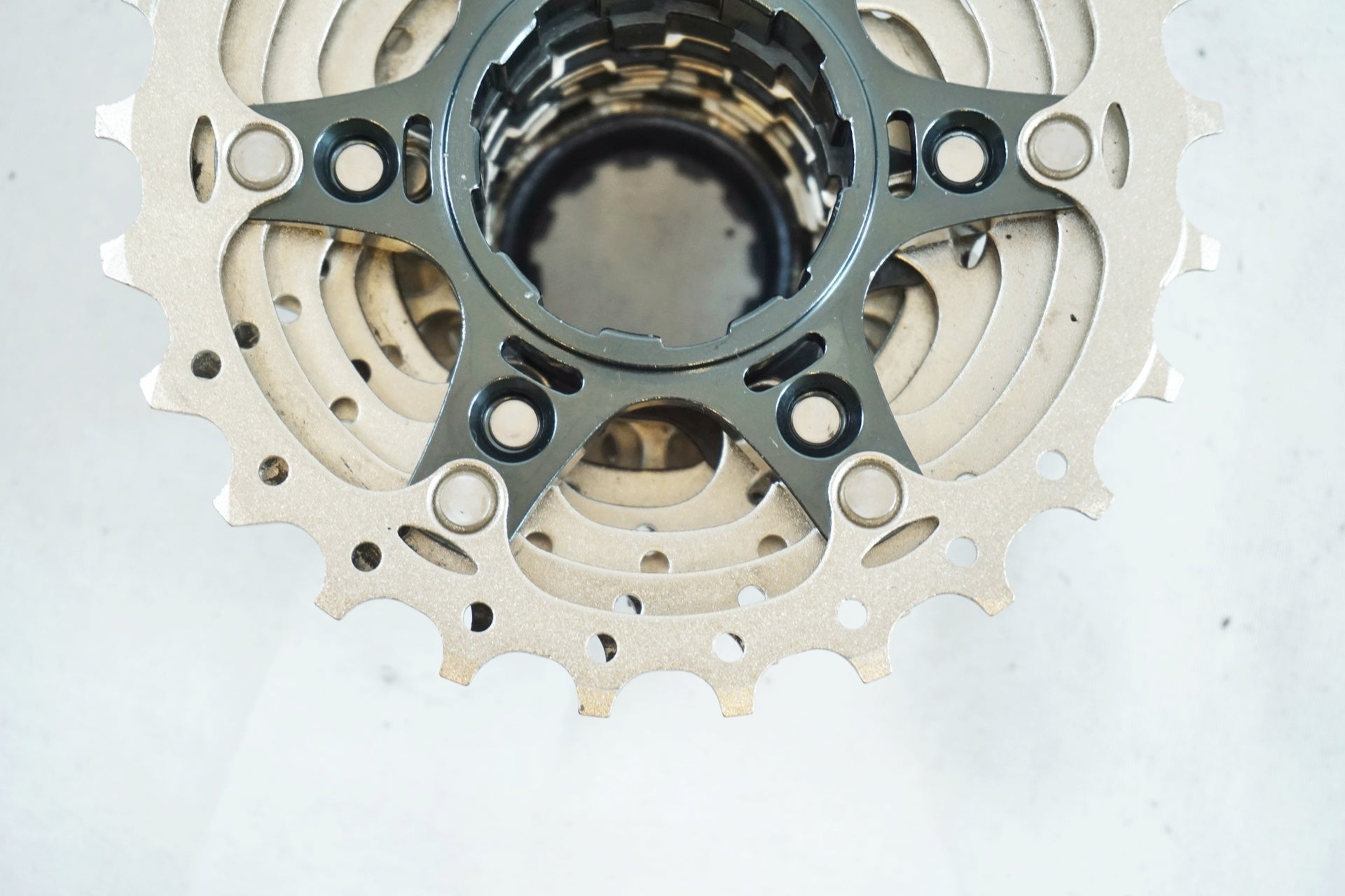 SHIMANO 「シマノ」 ULTEGRA CS-R8000 11-25T スプロケット / 有明