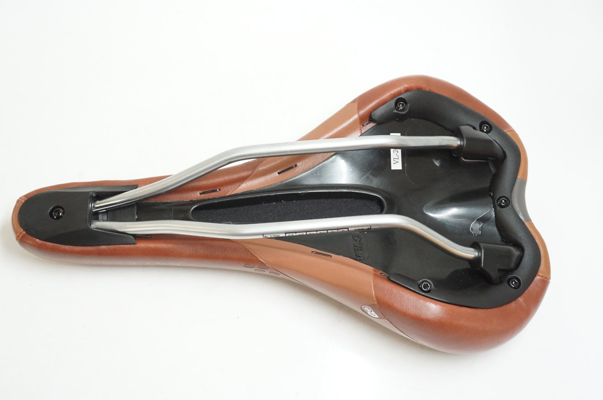 VELO 「ベロ」 RALEIGH純正 サドル / 大宮店