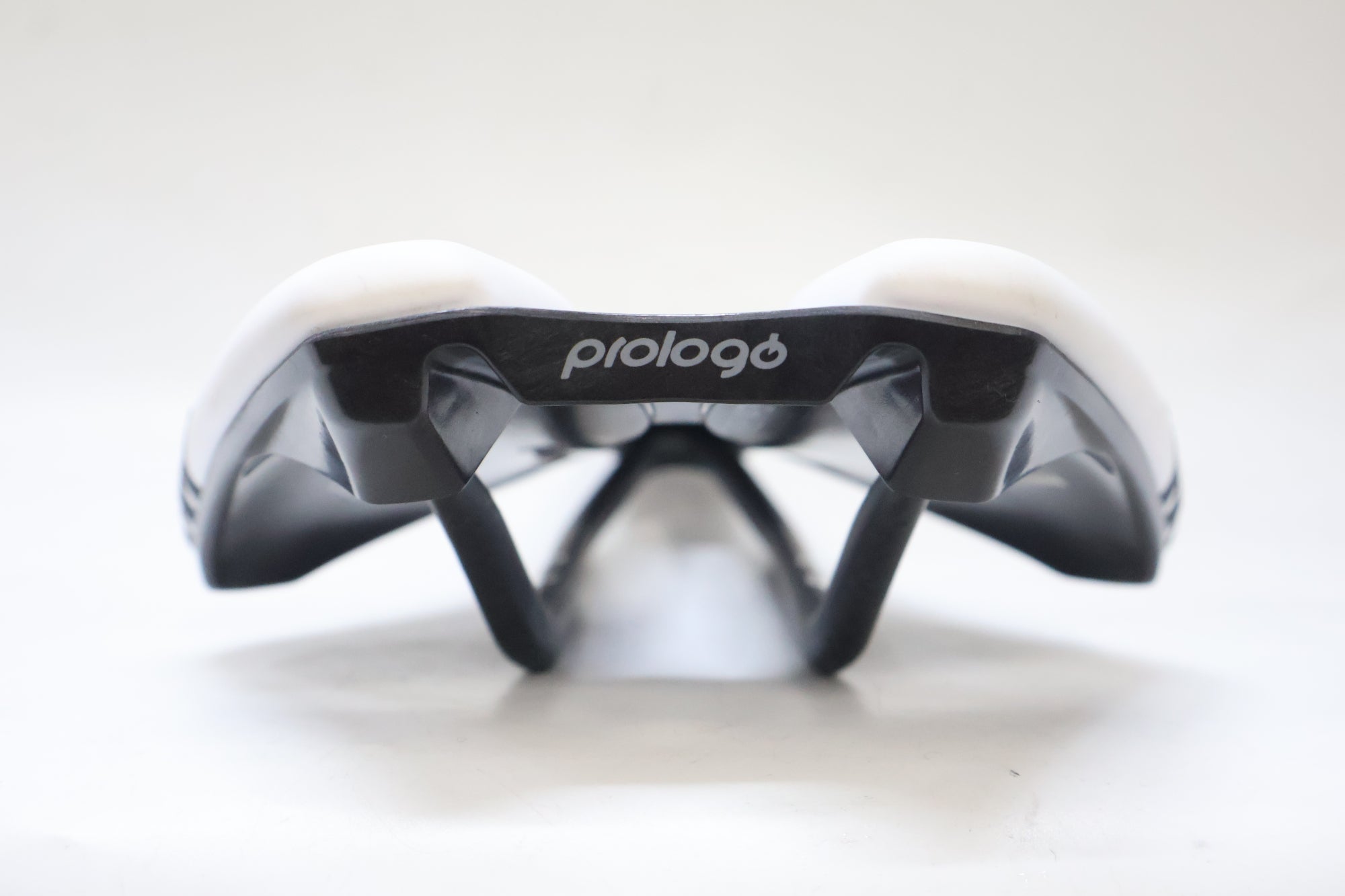 PROLOGO 「プロロゴ」 DIMENSION NDR カーボンレール サドル PROLOGO 「プロロゴ」 DIMENSION NDR カーボンレール サドル