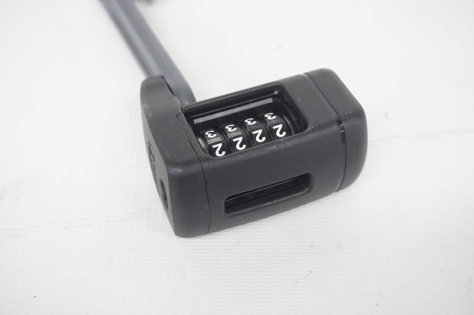 ABUS 「アバス」 BORDO LITE MINI 6055C ロック / 阪急塚口店