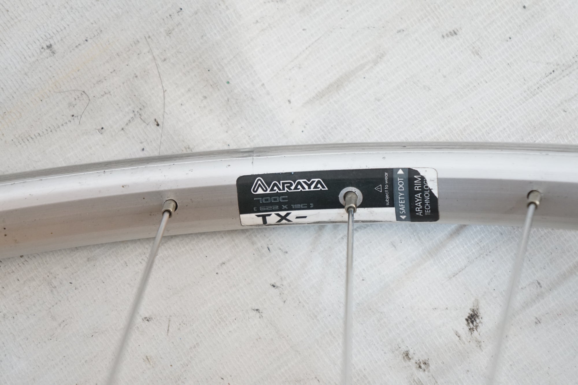 ARAYA 「アラヤ」 TX739+ WHITE INDUSTRIES ハブ シマノ11速 ホイール