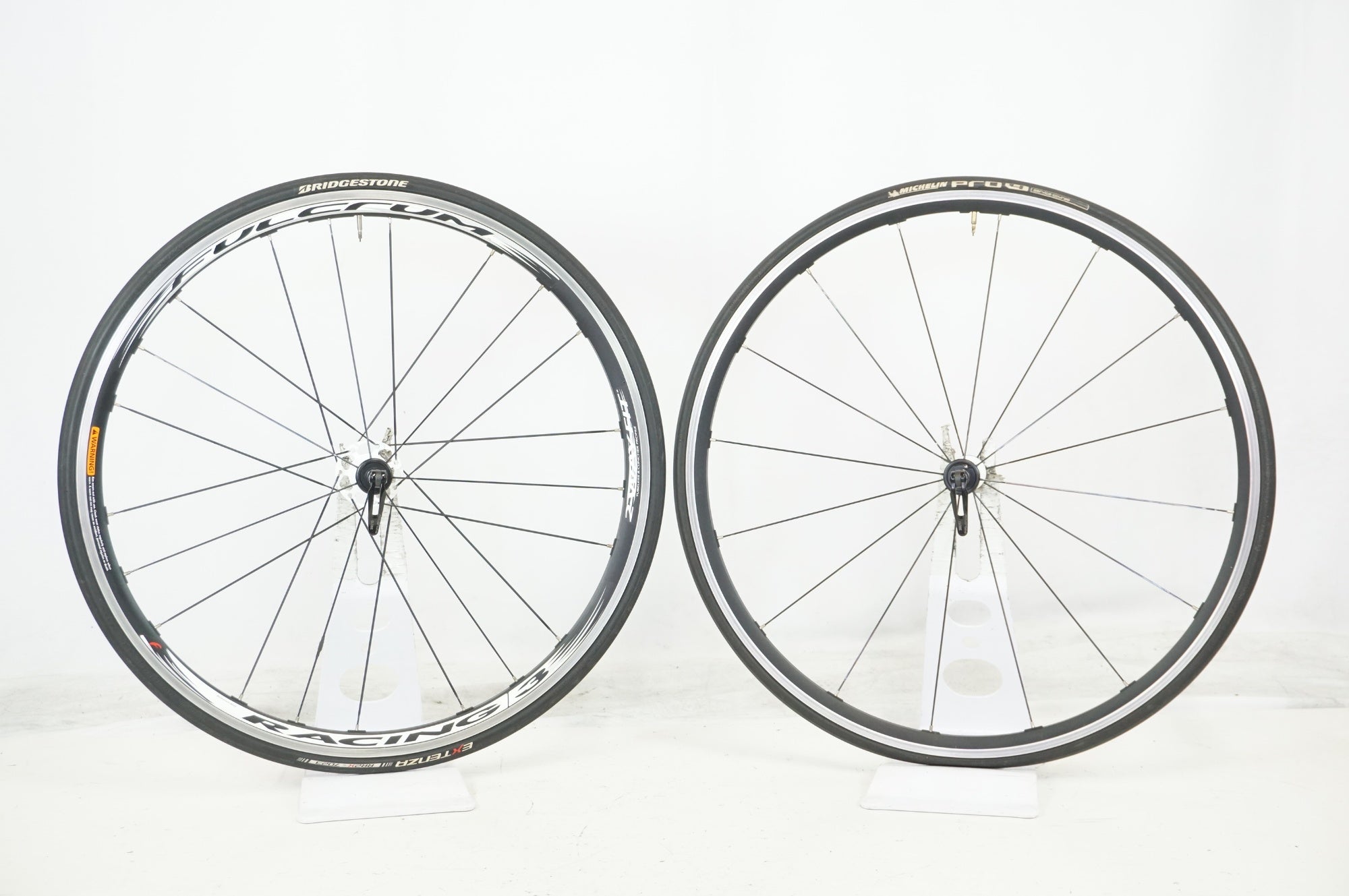 FULCRUM RACING 3 2WAY FITホイール FULCRUM 「フルクラム」 RACING 3 2-WAY FIT SHIMANO10s ホイール