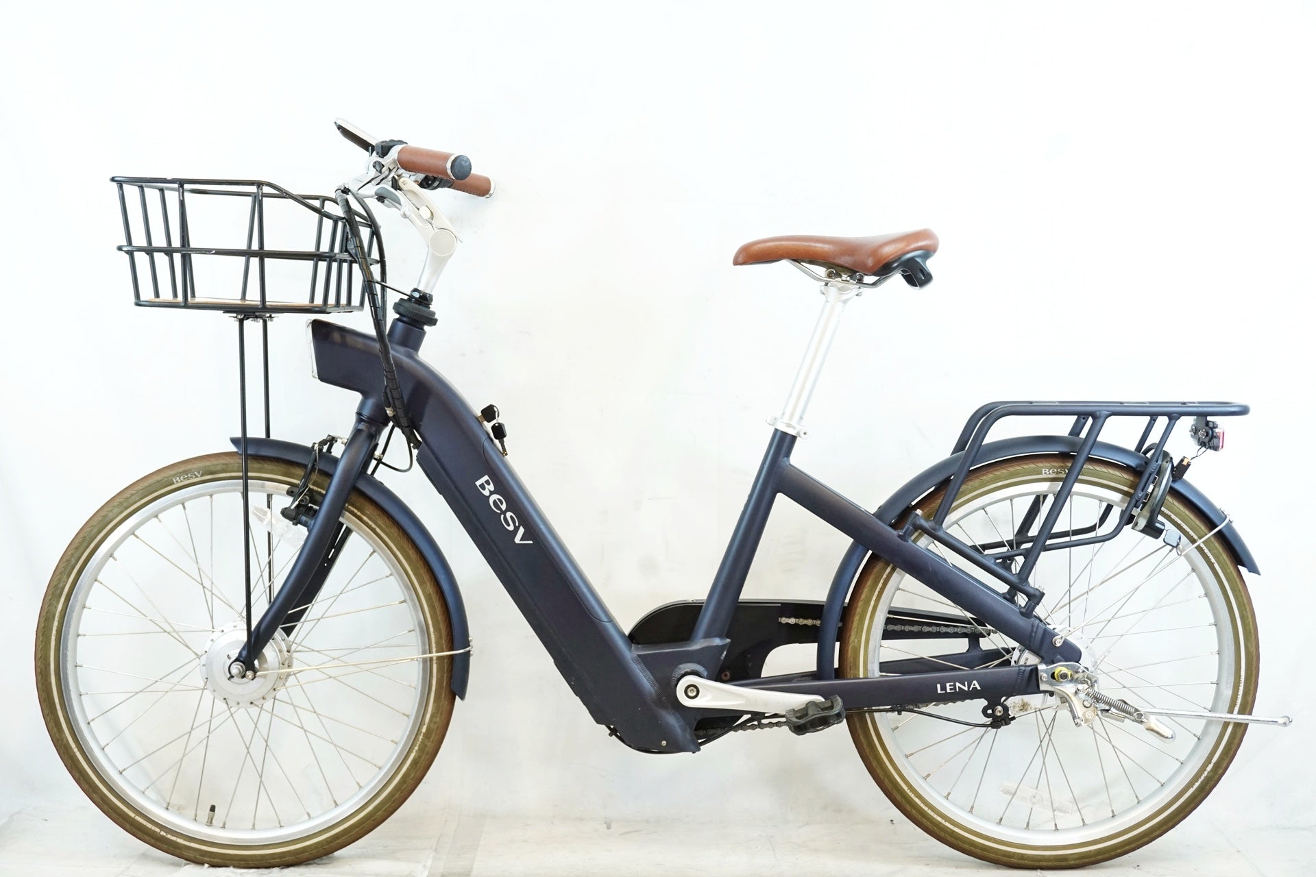 BESV 「ベスビー」 CF1 LENA 2019年モデル 電動アシスト自転車 / 有明ガーデン店