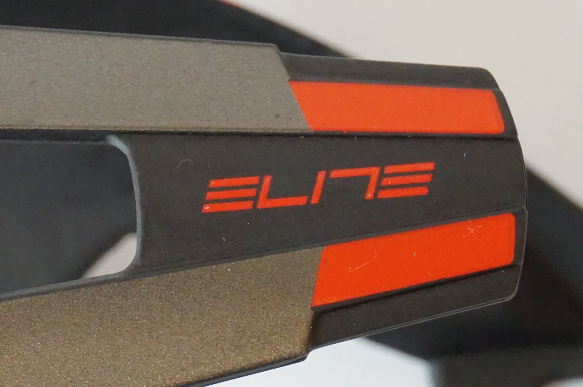 ELITE 「エリート」 VICO CARBON ボトルケージケット / 浜松店