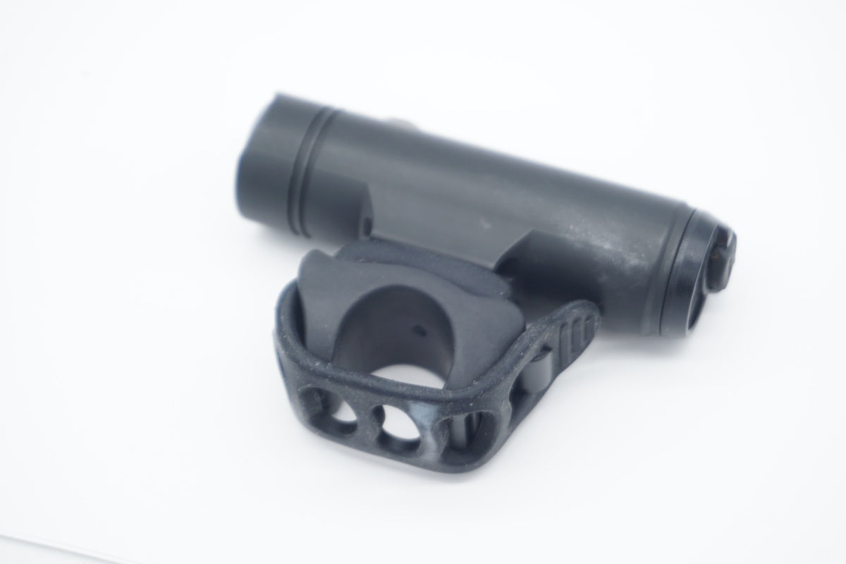 LEZYNE 「レザイン」 700XL フロントライト / 京都八幡店