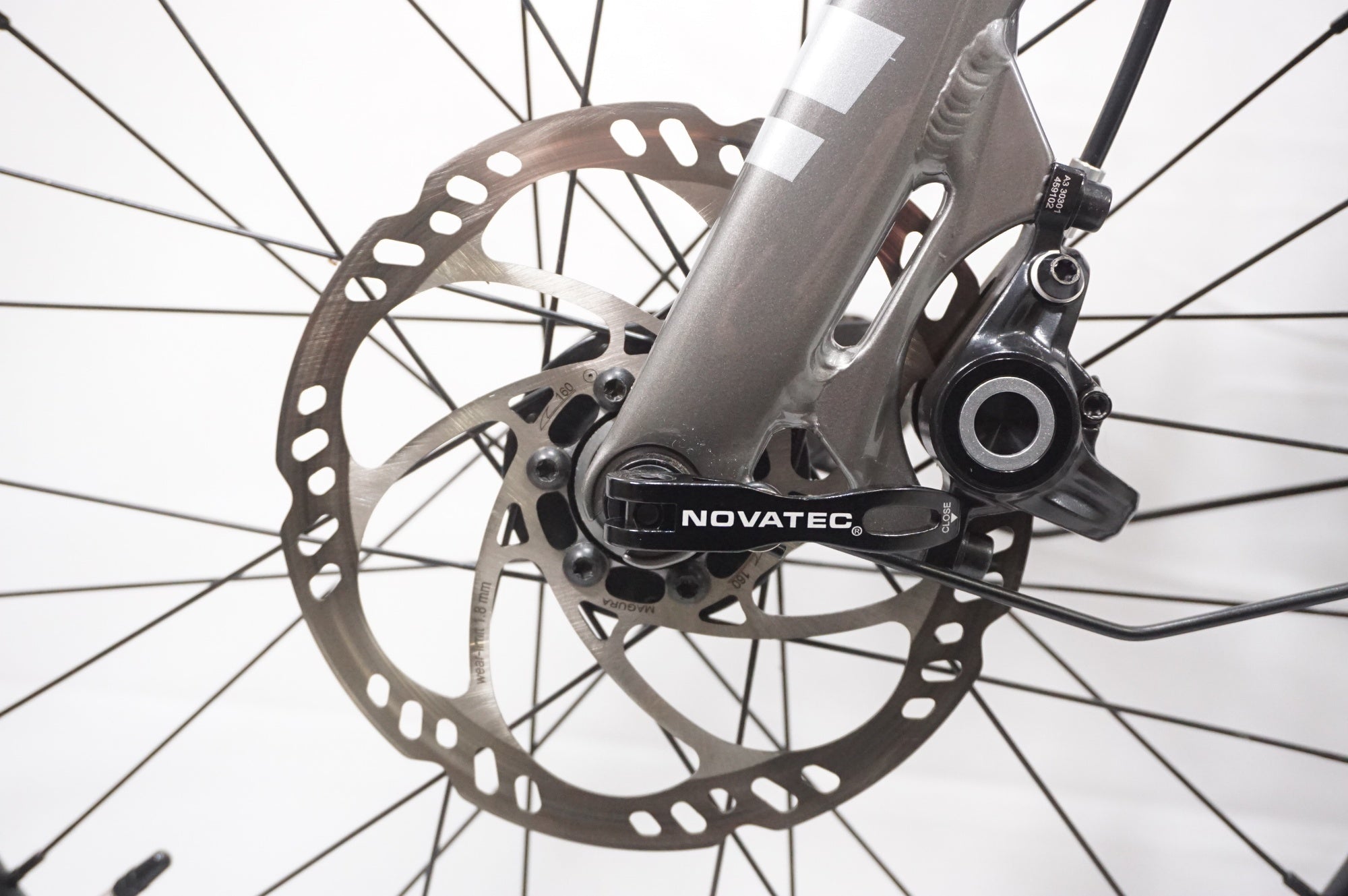 TERN 「ターン」 VEKTRON S10 2025年モデル E-BIKE / AKIBA店