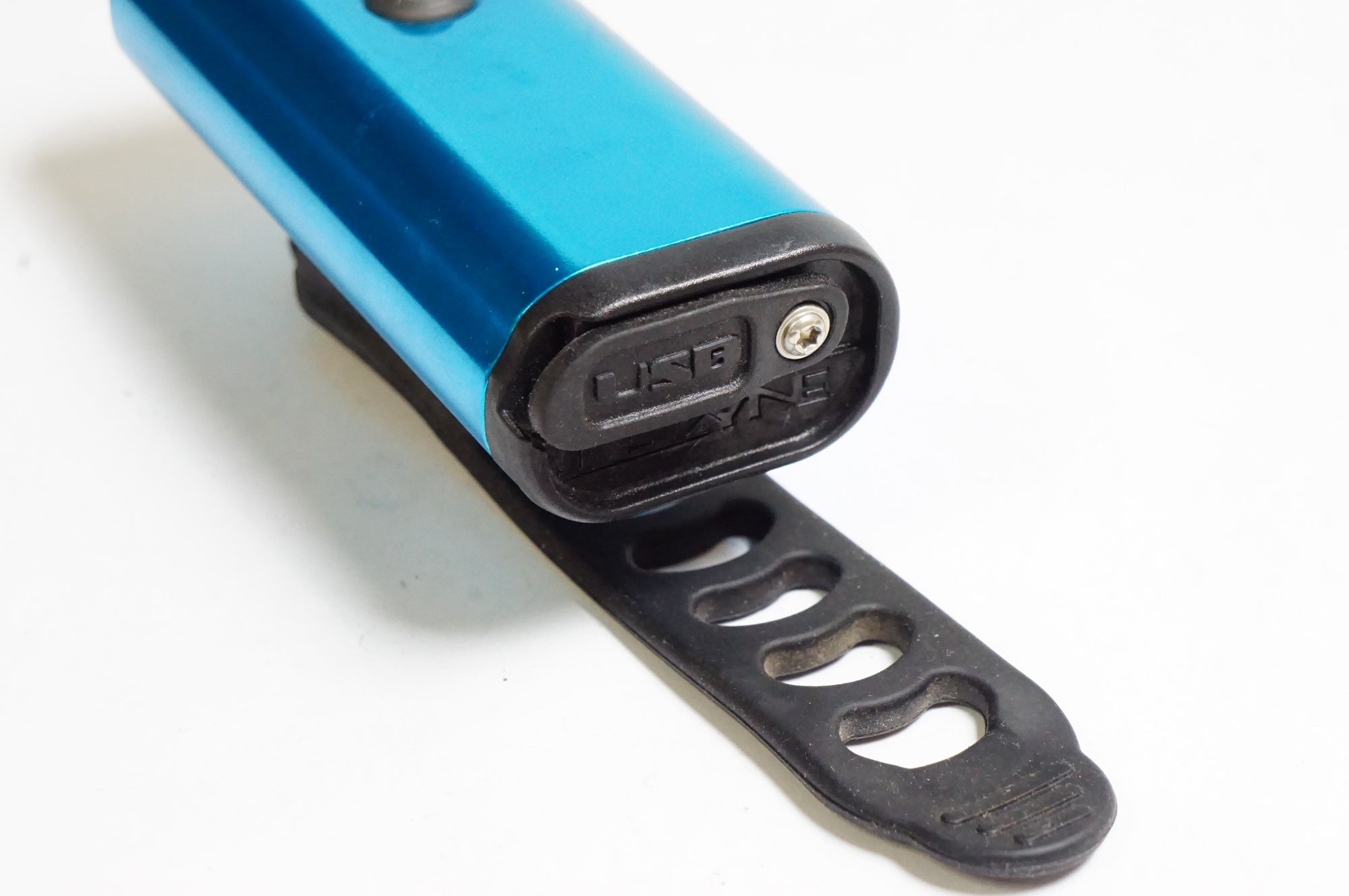 LEZYNE LITE DRIVE 800XL ライト レザイン ブルー LEZYNE 「レザイン」 LITE DRIVE 800XL フロントライト / 熊谷