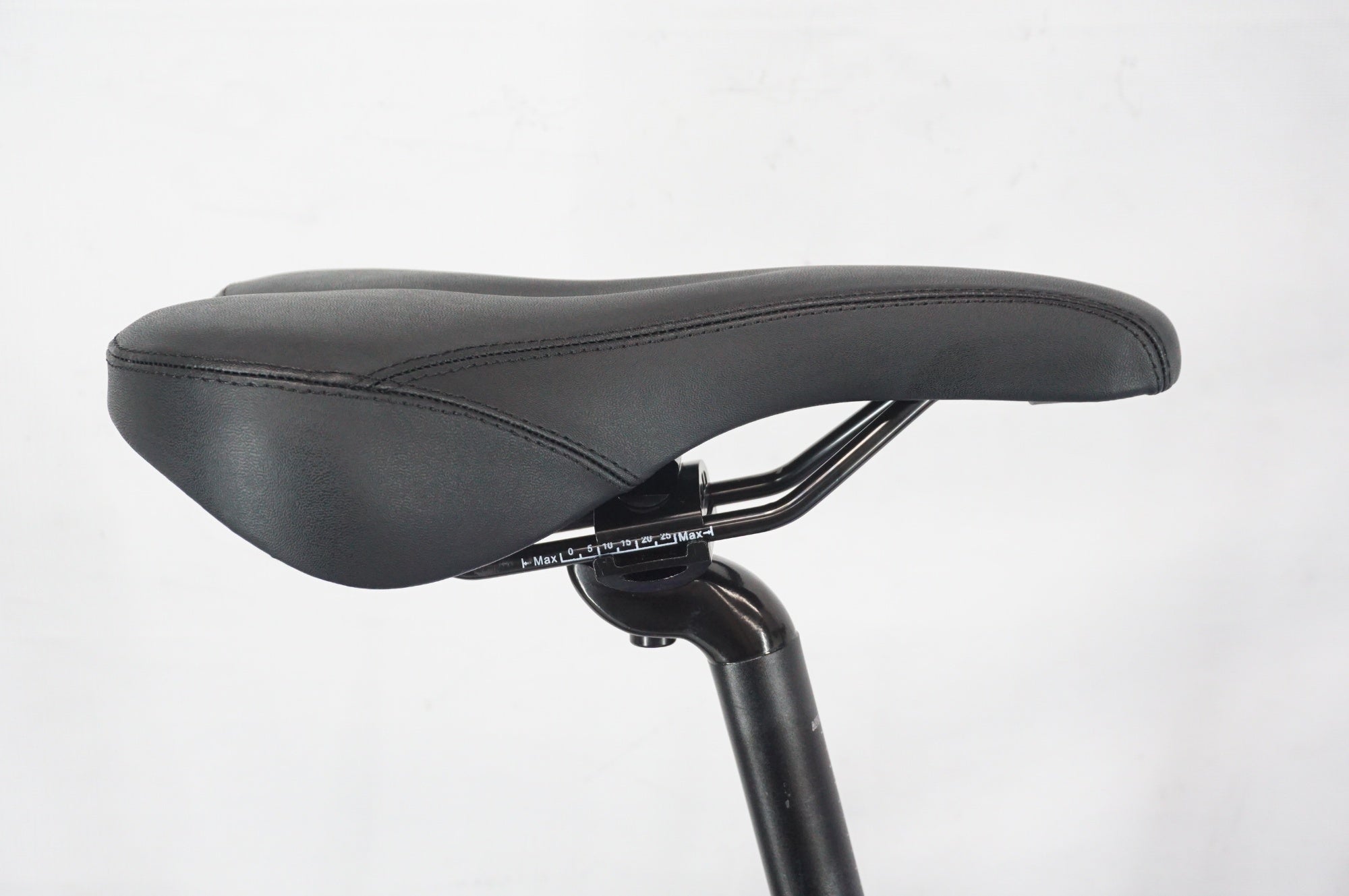 GIANT 「ジャイアント」 ESCAPE RX3 2020年モデル クロスバイク / 阪急塚口店