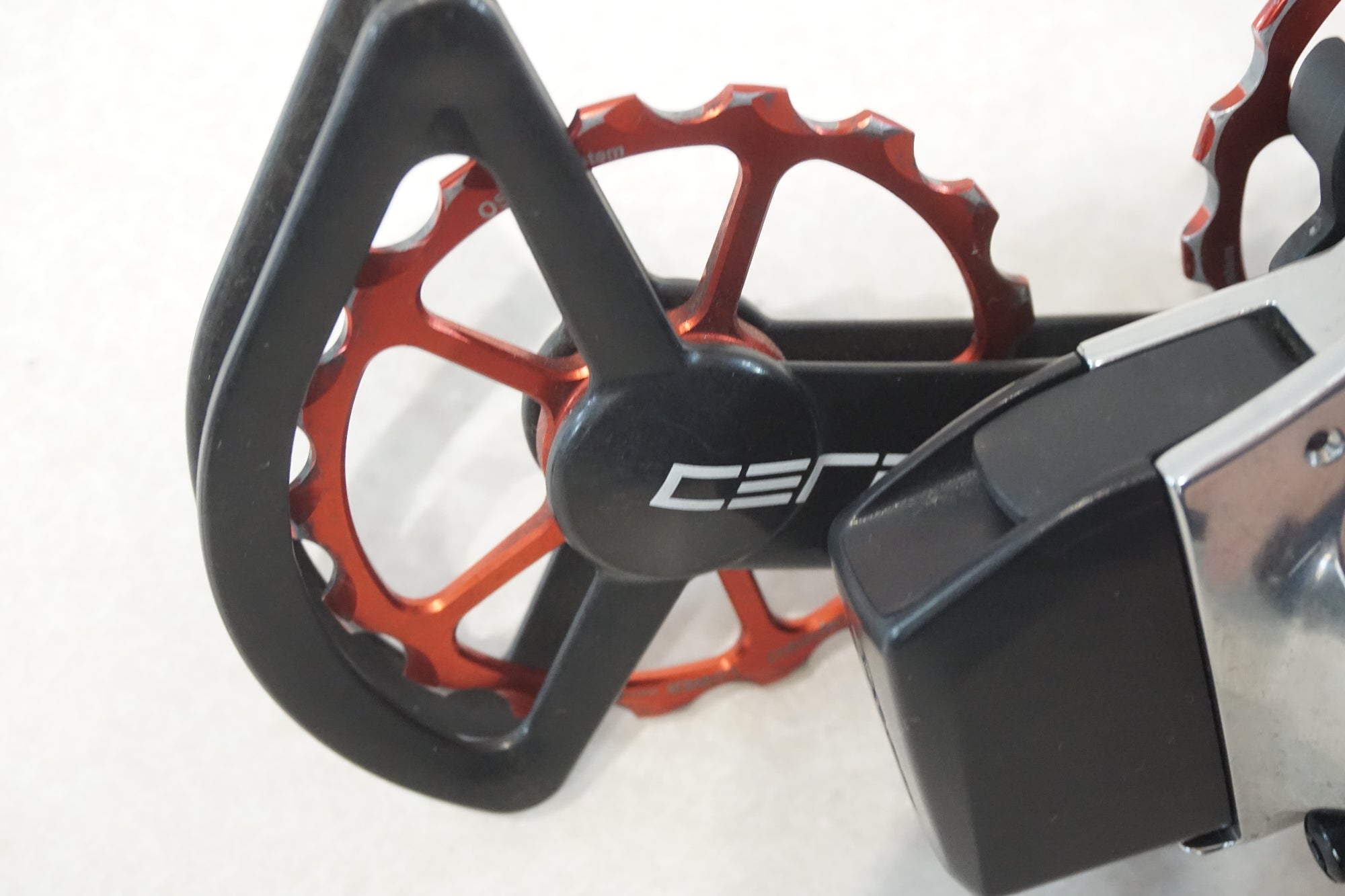 SRAM 「スラム」 RED e-TAP ビッグプーリー付き リアディレーラー / 横浜戸塚店