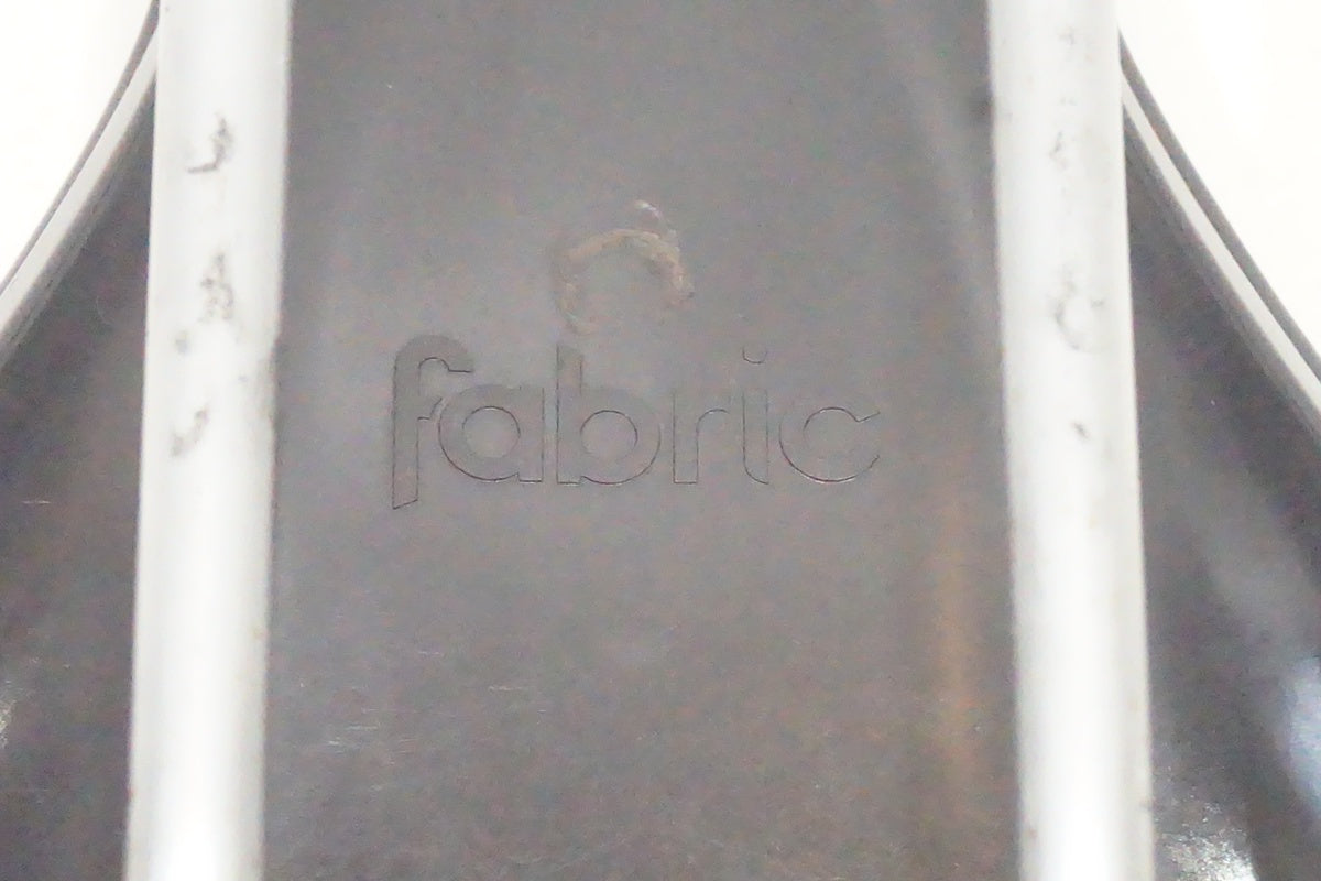 FABRIC「ファブリック」 SHALLOW サドル/ 京都西院店