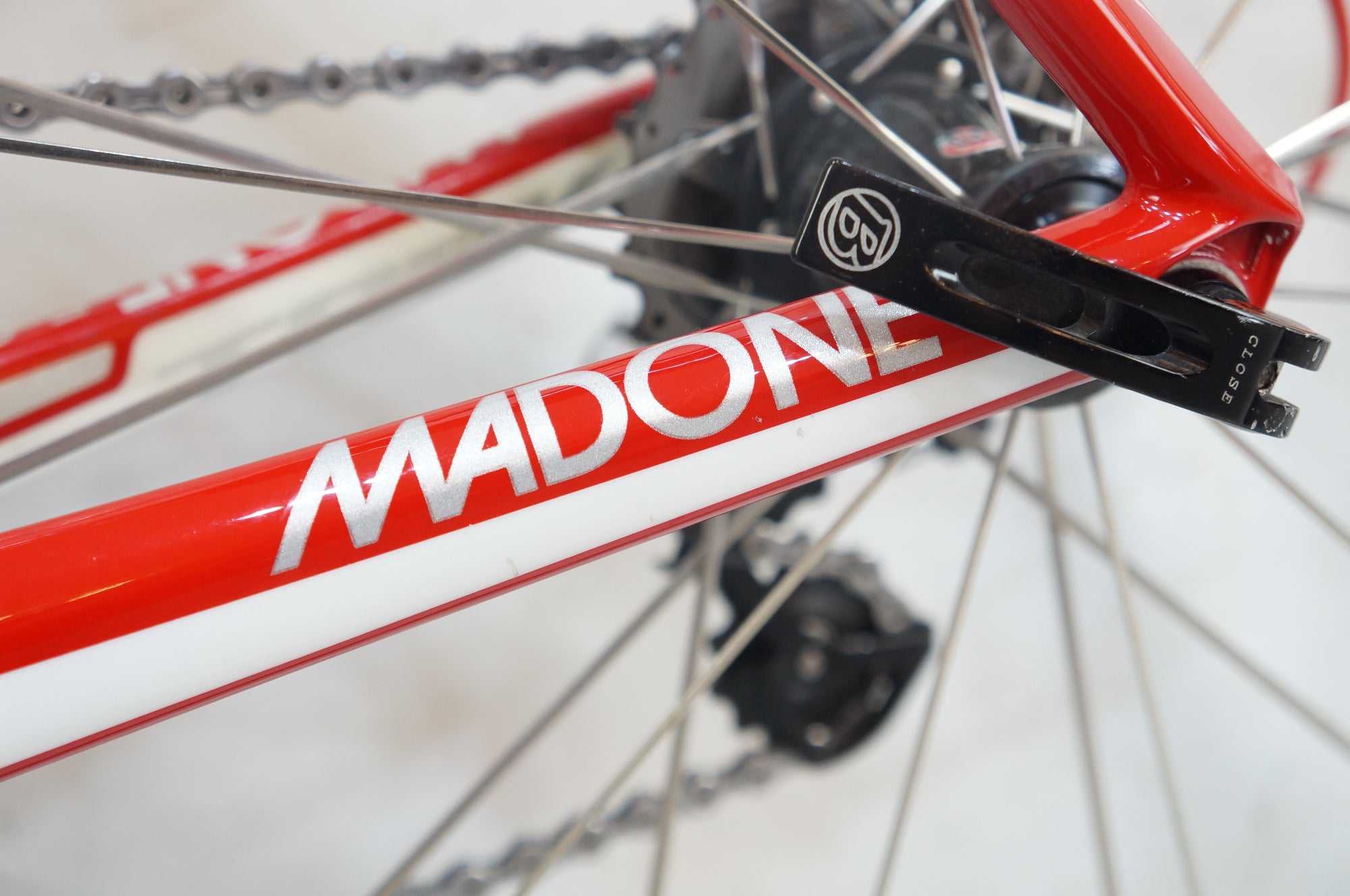 TREK 「トレック」 MADONE 5.2 2012年モデル ロードバイク / バイチャリ浦和ベース