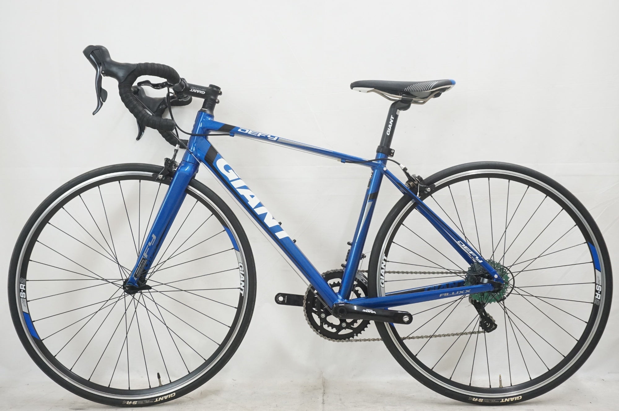 GIANT 「ジャイアント」 DEFY3 2014年モデル ロードバイク / 福岡店