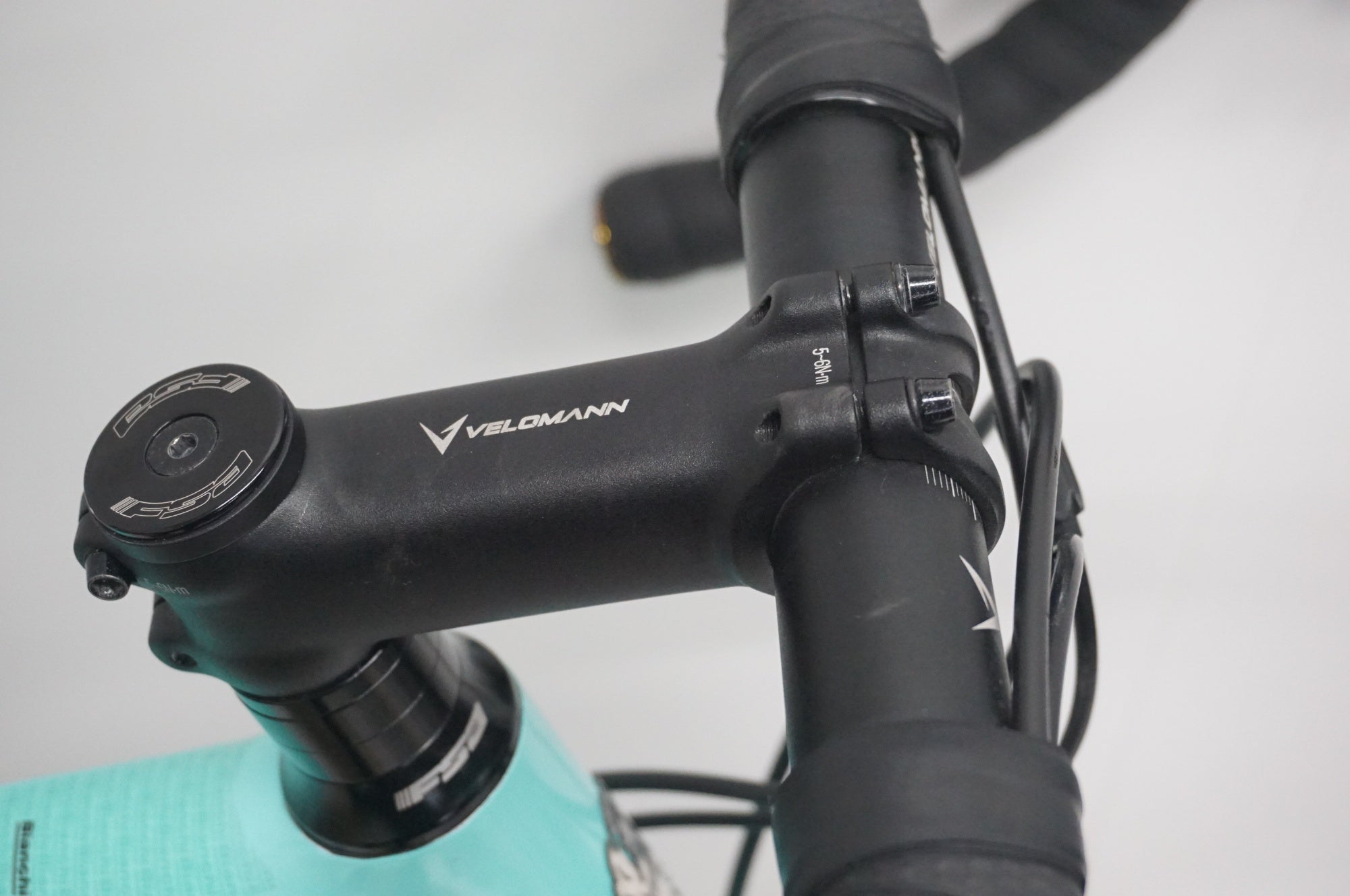 BIANCHI 「ビアンキ」 SPRINT DISC 105 2021年モデル ロードバイク / バイチャリ阪急塚口店 ITA5P8BATZC6 BIANCHI 「ビアンキ」 SPRINT DISC 105 2021年モデル ロードバイク