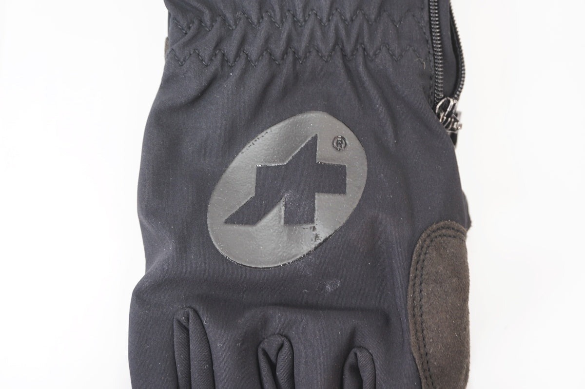 ASSOS 「アソス」 FUGU Mサイズ グローブ / バイチャリ世田谷店