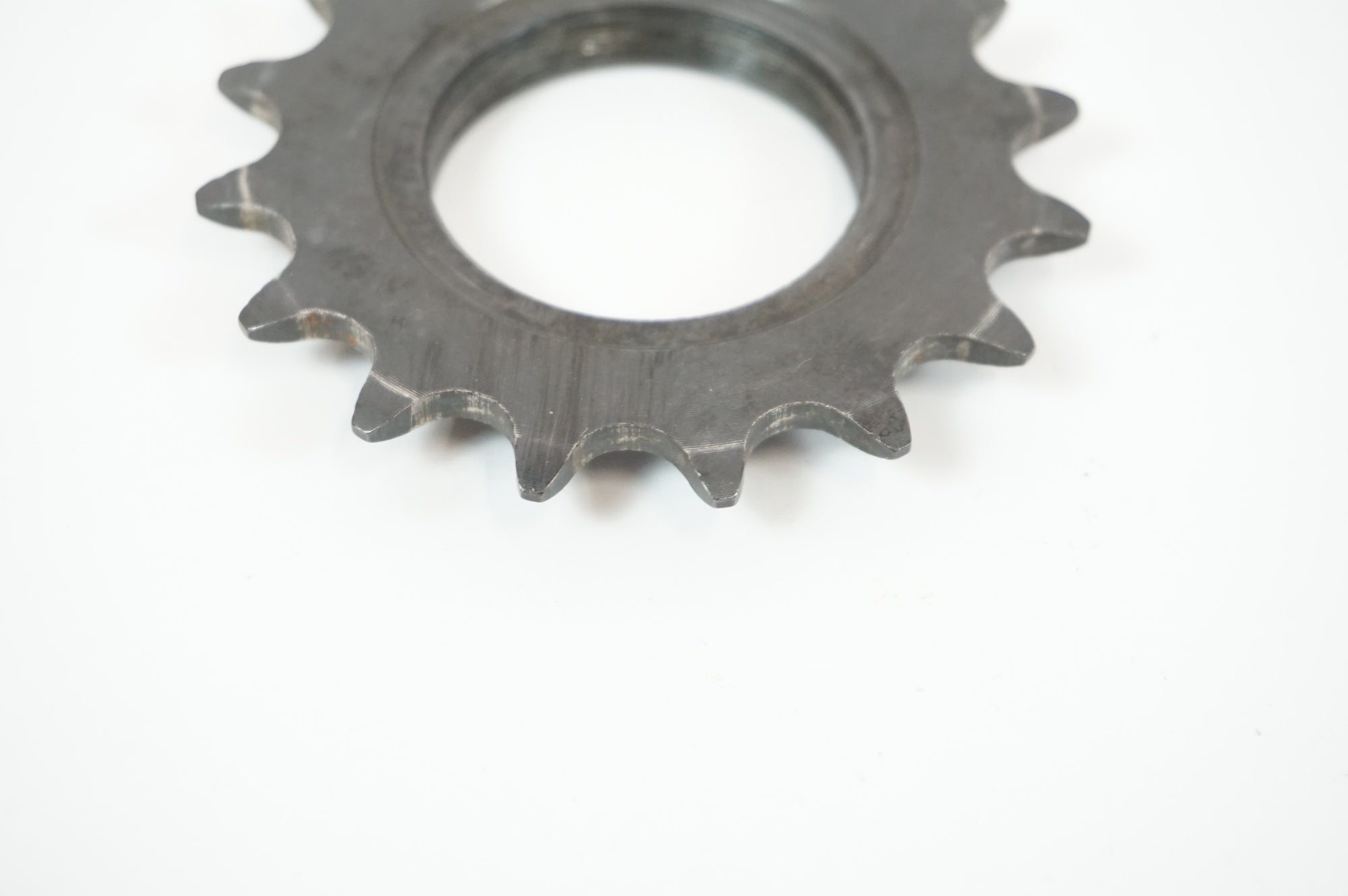 SUNTOUR 「サンツアー」 トラック 16T コグ / 宇都宮店