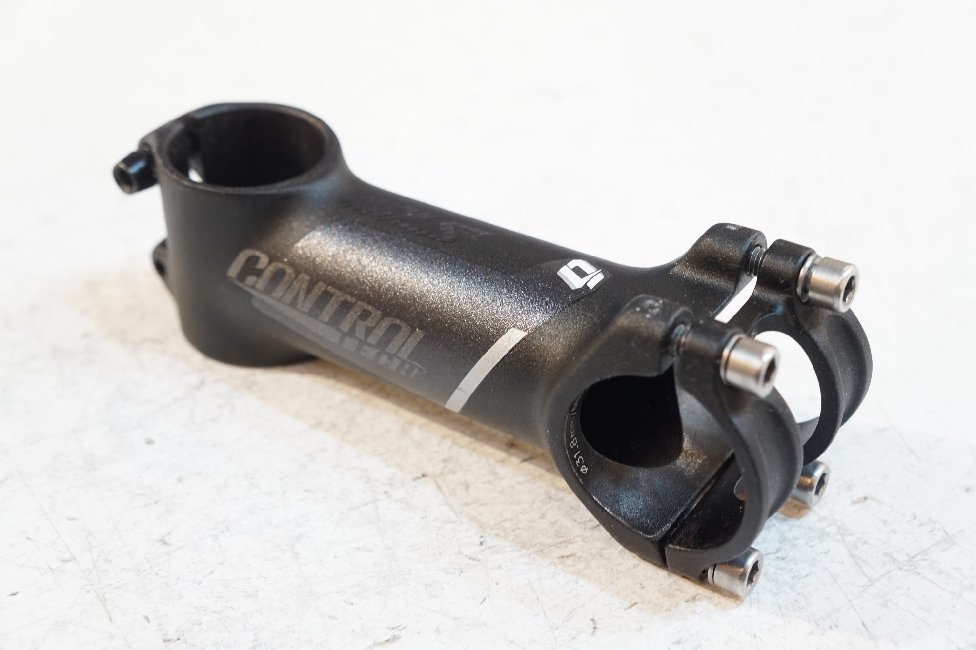CONTROLTECH 「コントロールテック」 CLS φ31.8 100mm ステム / バイチャリ浦和ベース