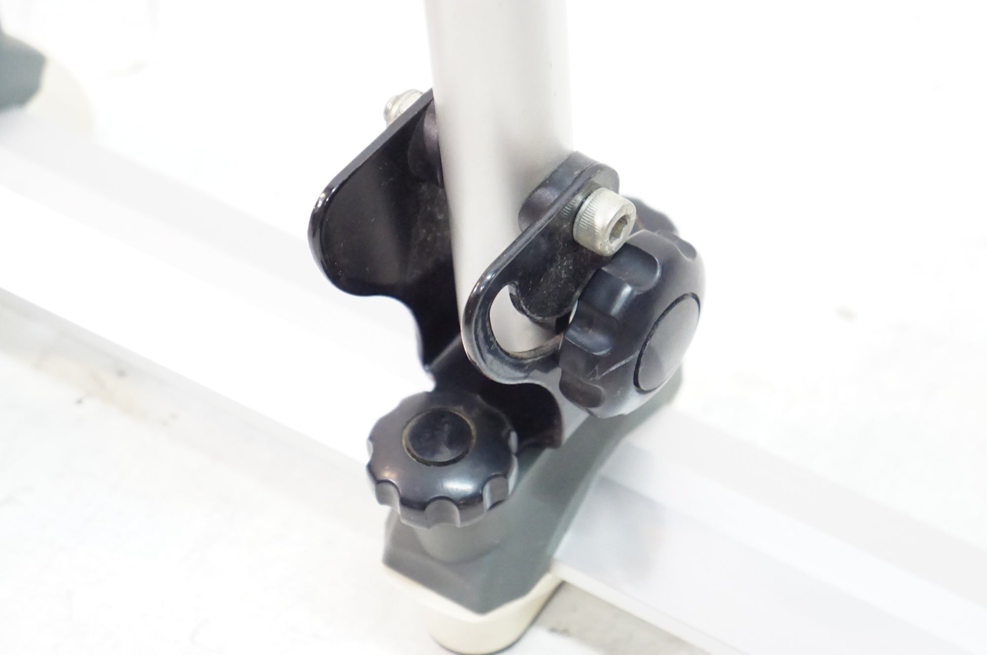 MINOURA 「ミノウラ」 VERGO EXCEL L (3台用) 車載スタンド / 熊谷本店