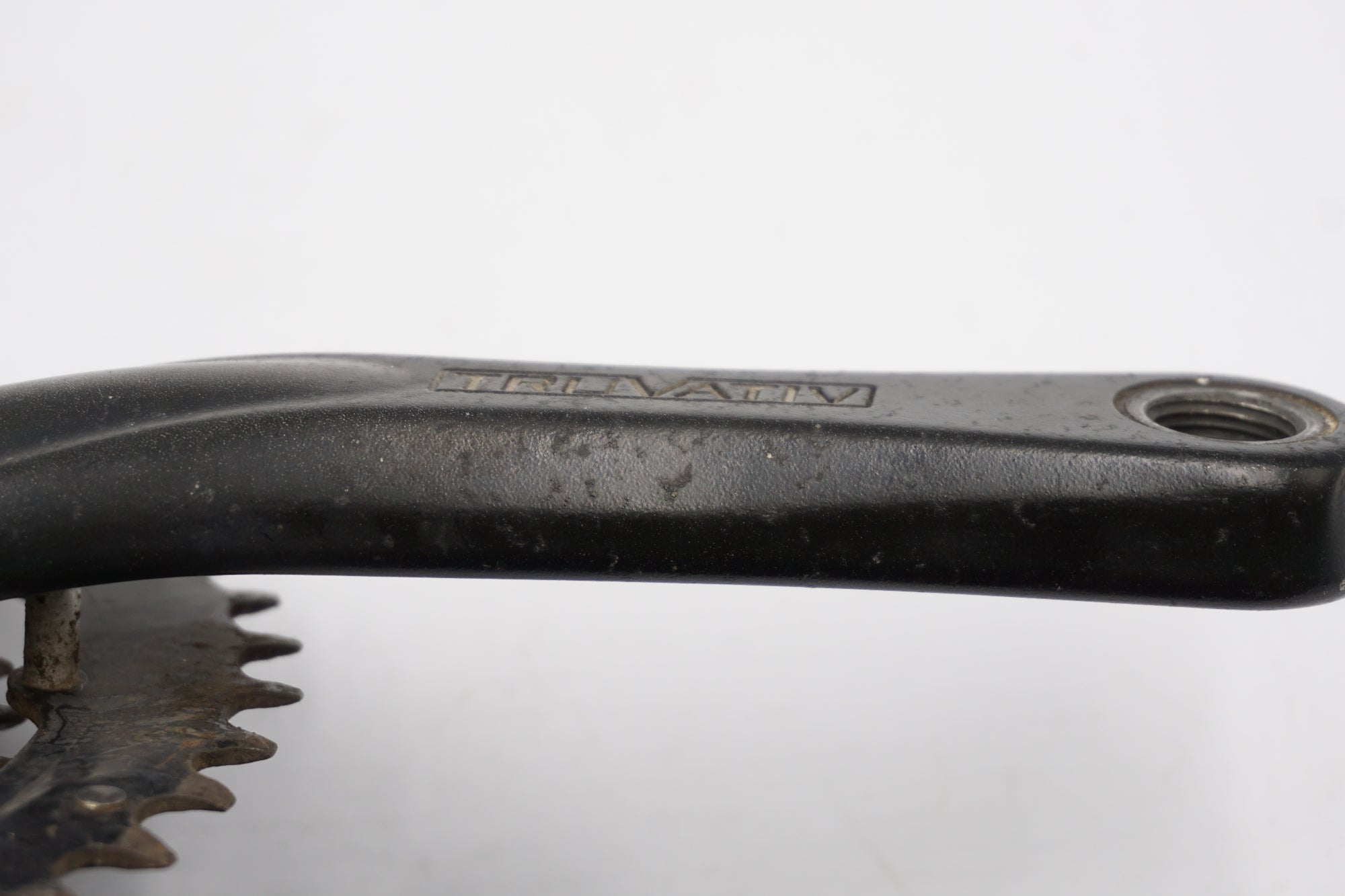 TRUVATIV 「トラバティブ」 44-32-22T 175mm クランクセット / 奈良店