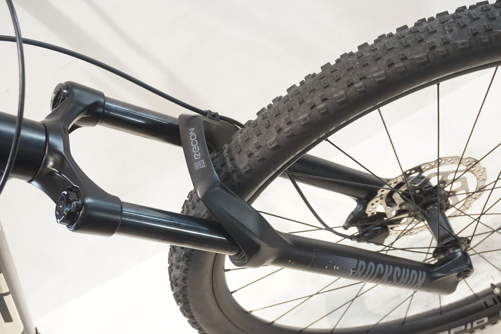 TREK 「トレック」 ROSCOE7 2023年モデル 29インチ マウンテンバイク