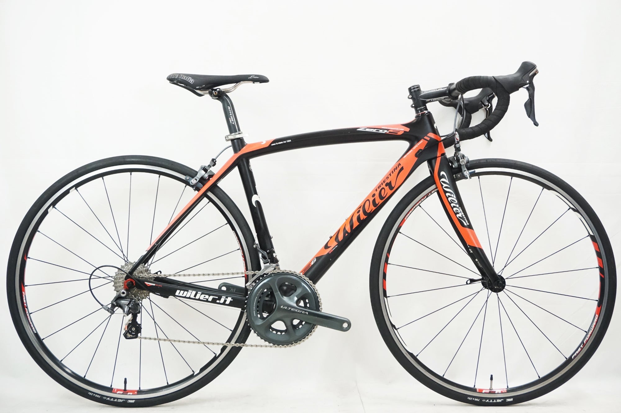 WILIER 「ウィリエール」 ZERO9 2015年モデル ロードバイク / 福岡店