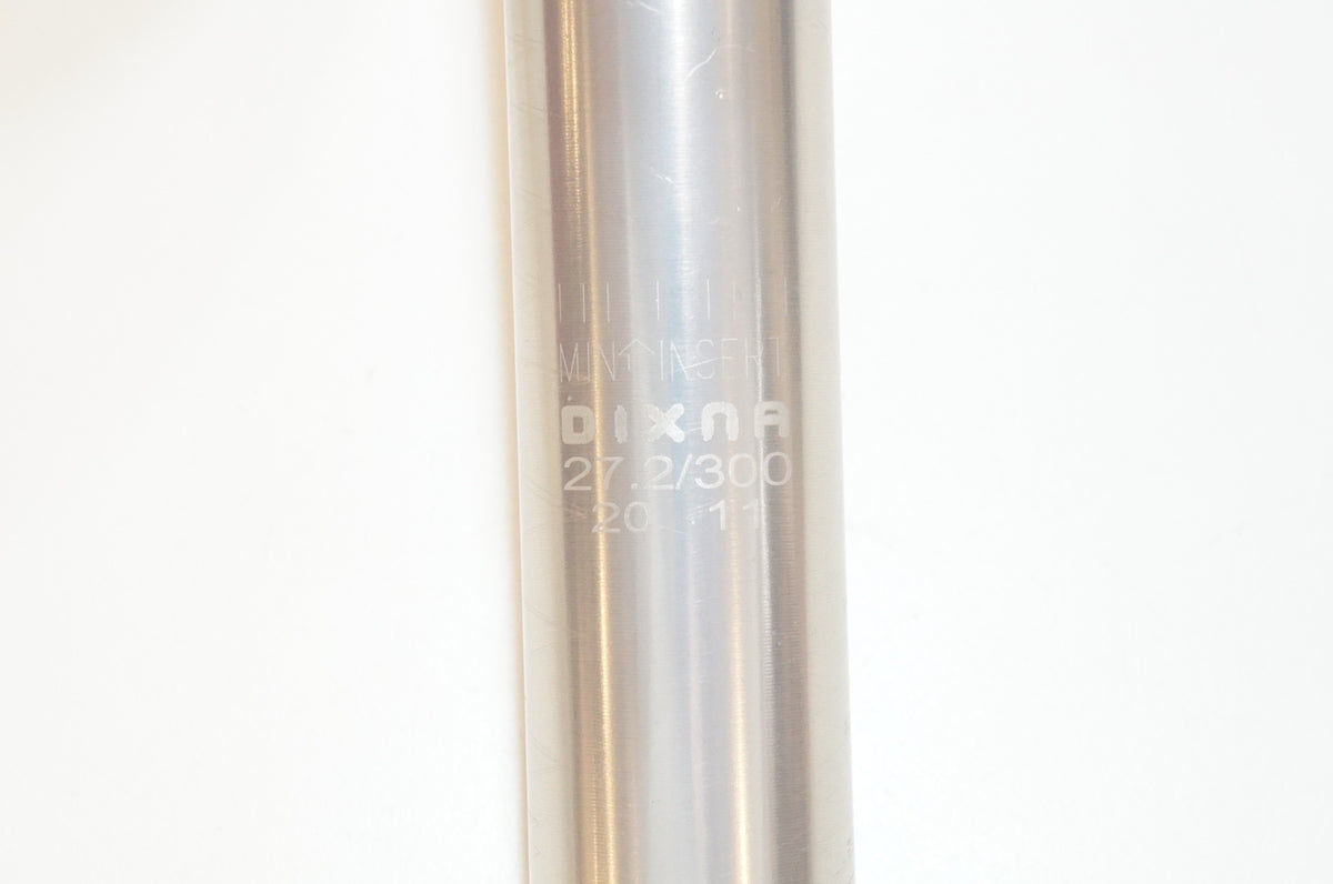 DIXNA 「ディズナ」 φ27.2 300mm シートポスト / 浦和ベース