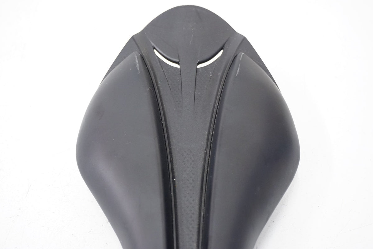 FIZIK「フィジーク」 ARIONE R1 VERSUS EVO カーボンレール サドル / 浜松店
