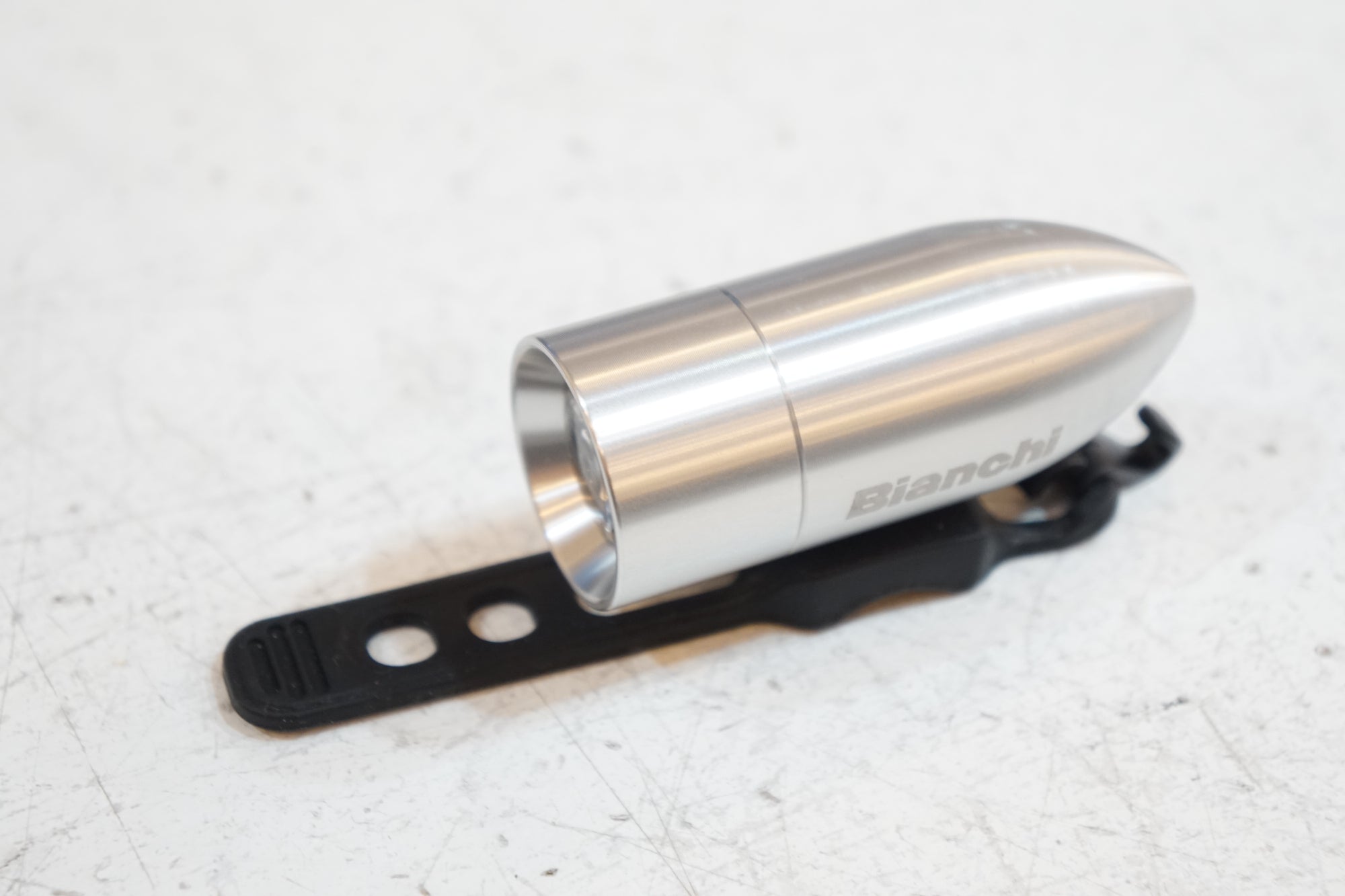 BIANCHI 「ビアンキ」 BULLET LIGHTING フロントライト / バイチャリ浦和ベース