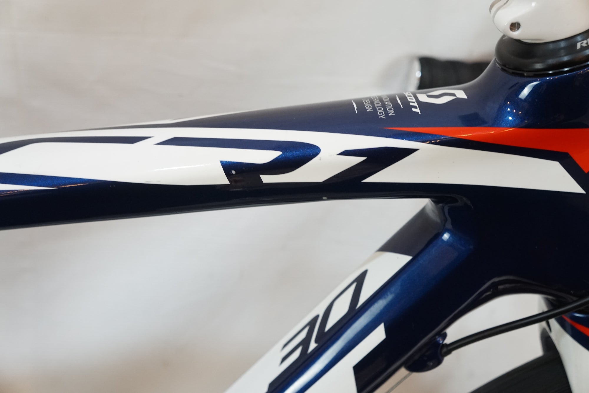 SCOTT 「スコット」 CR1 10 2015年モデル ロードバイク / バイチャリ浦和ベース