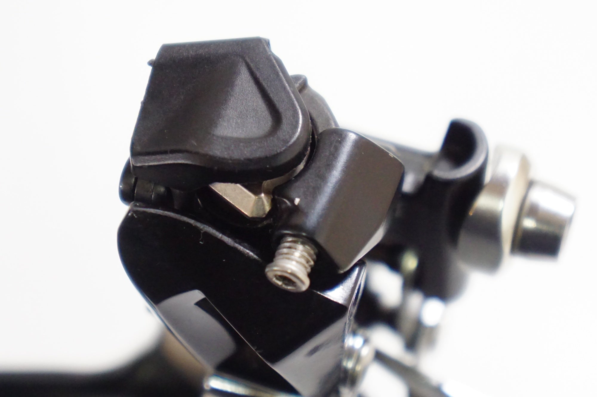 SHIMANO 「シマノ」 105 FD-R7000 フロントディレイラー / 熊谷本店