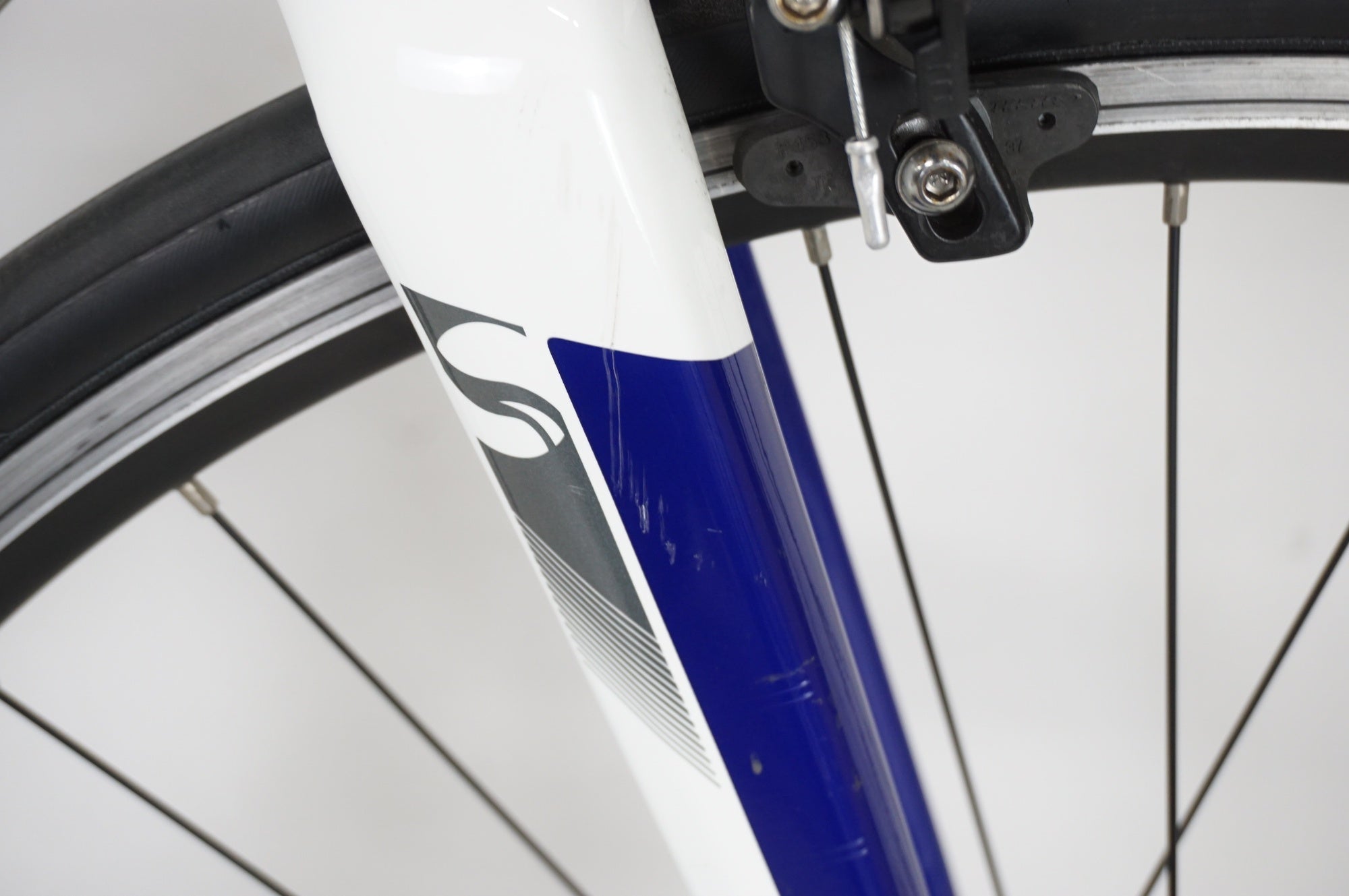 GIANT 「ジャイアント」 DEFY4 2015年モデル ロードバイク