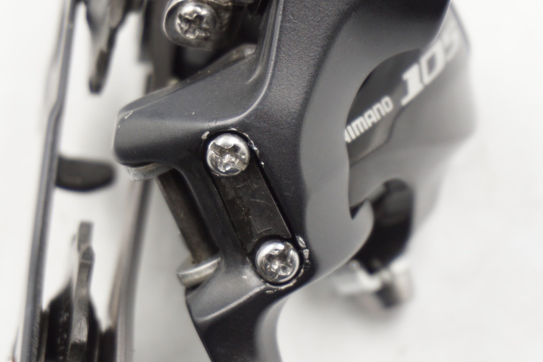 SHIMANO 「シマノ」 105 RD-5700 リアディレイラー / 奈良店