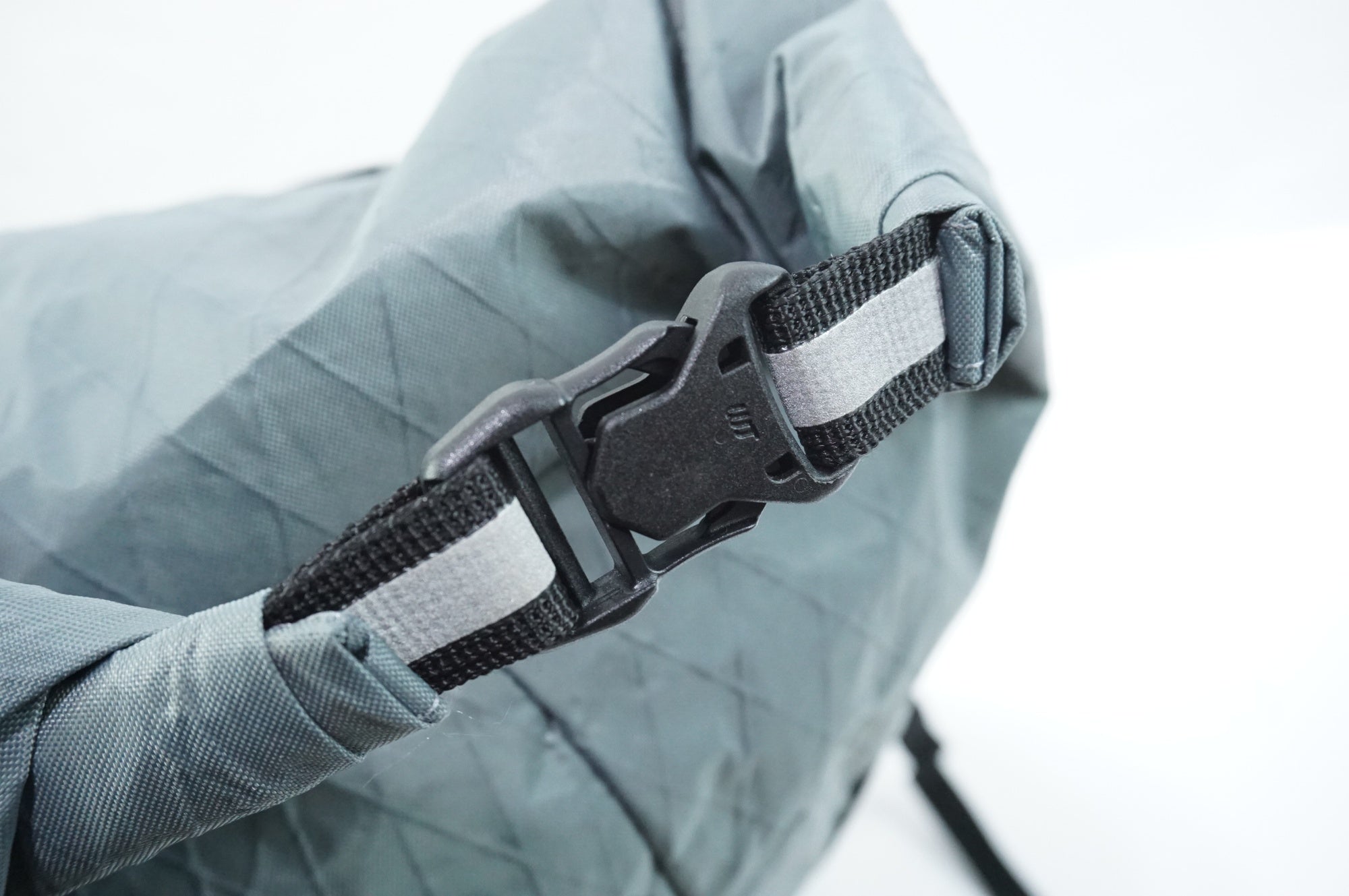 APIDURA 「アピデュラ」 HANDLEBAR PACK ハンドルバーバック / 中目黒店