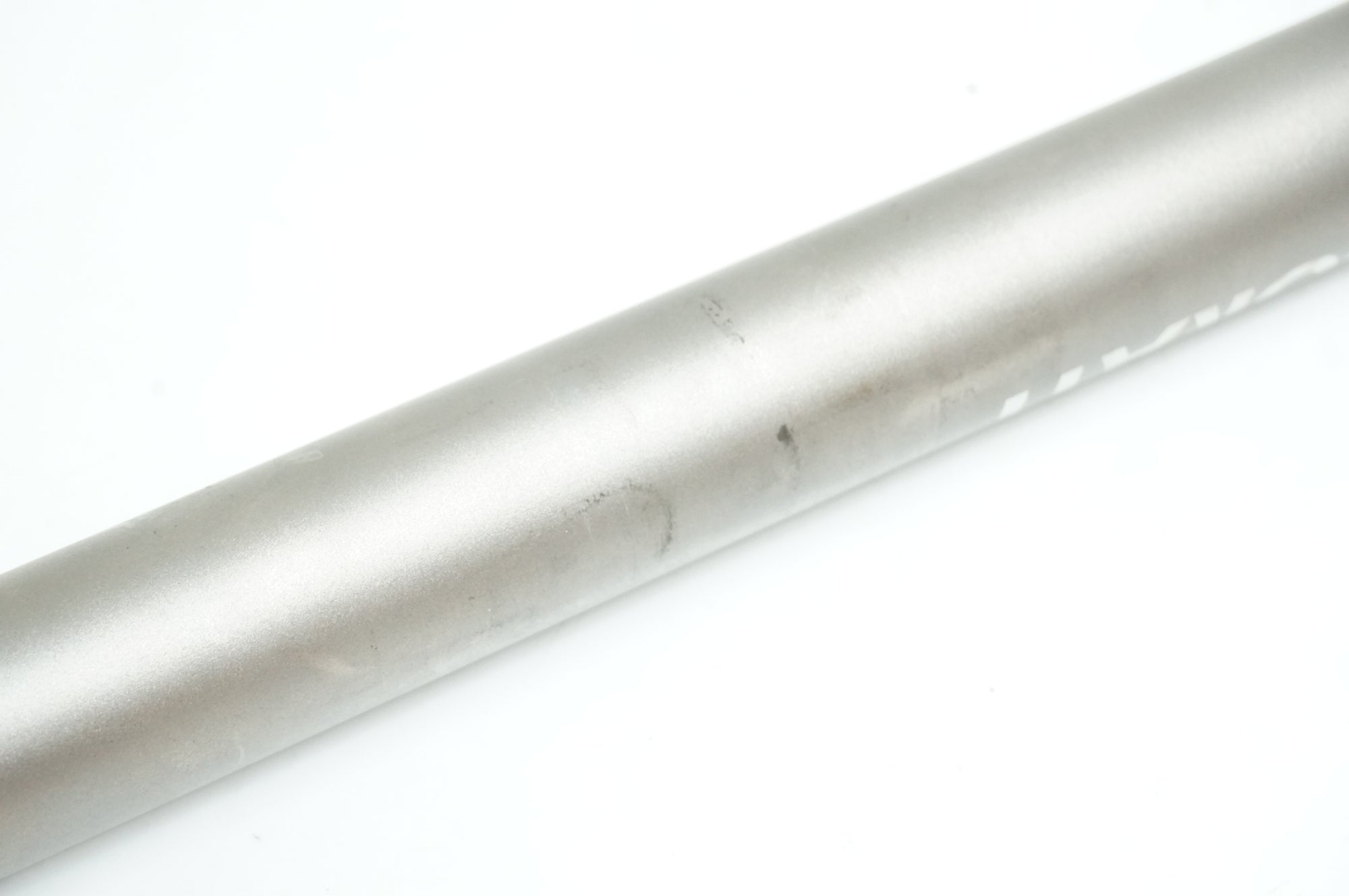 MORATI 「モラティー」 チタン φ22.2 530mm フラットバーハンドル