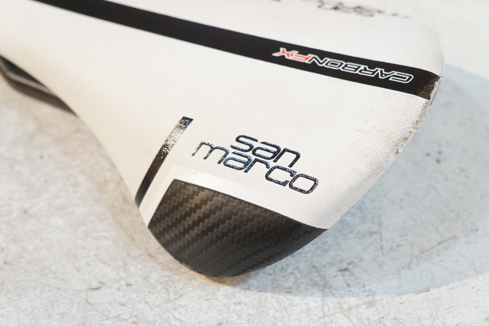 SELLE SAN MARCO 「セラ サン マルコ」 REGALE CARBON FX サドル