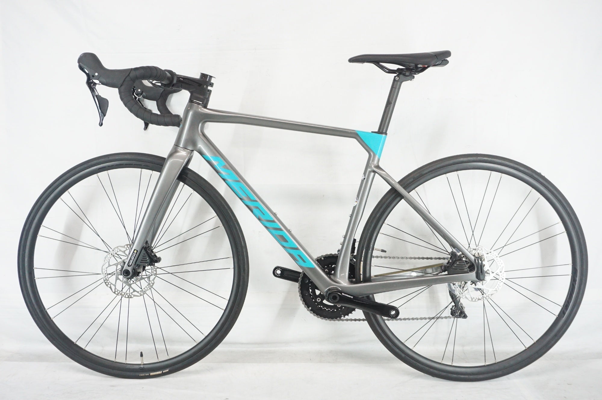 MERIDA 「メリダ」 SCULTURA4000 DISC 2022年モデル ロードバイク 