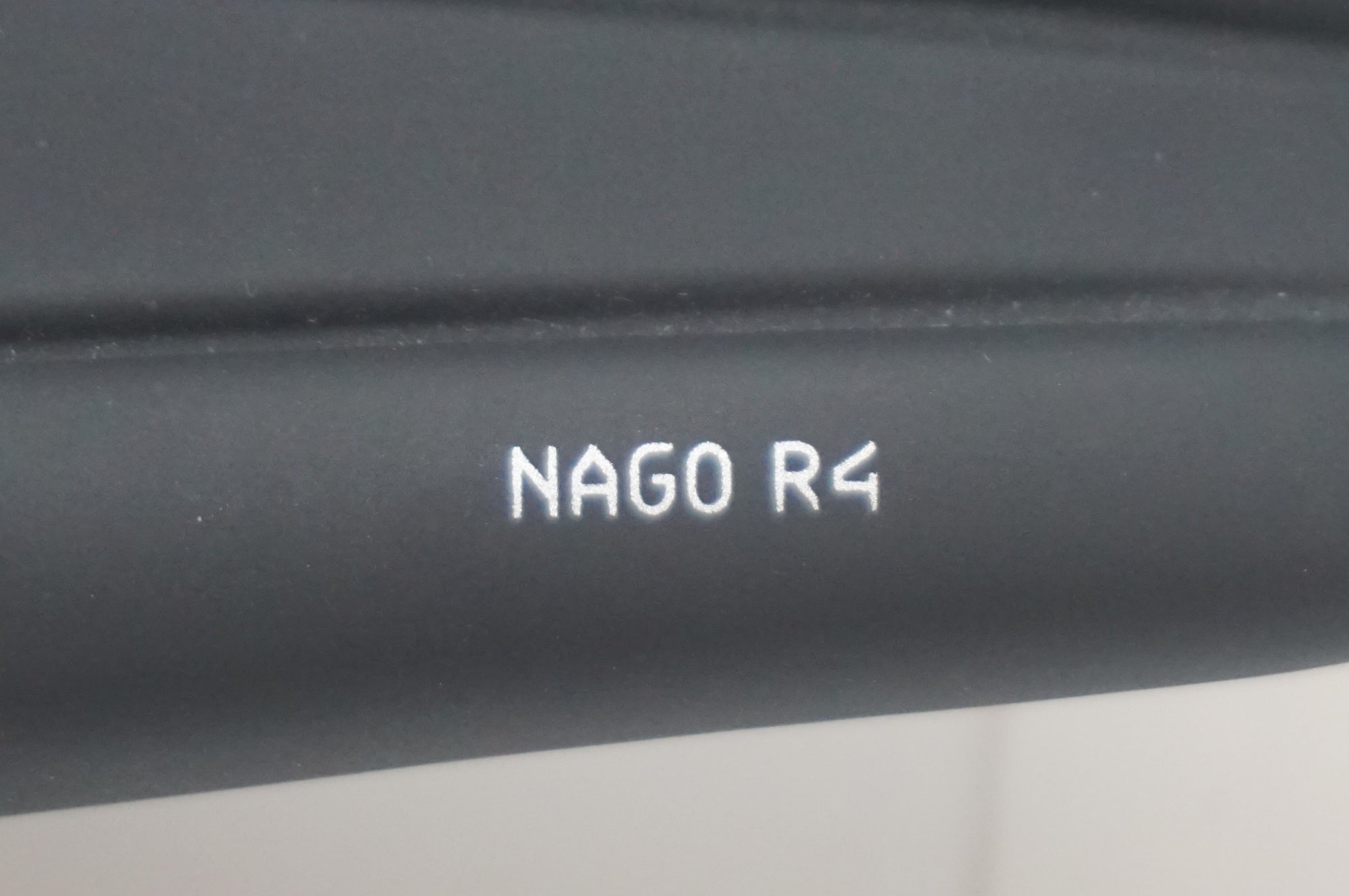 PROLOGO 「プロロゴ」 NAGO R4 サドル / 福岡店