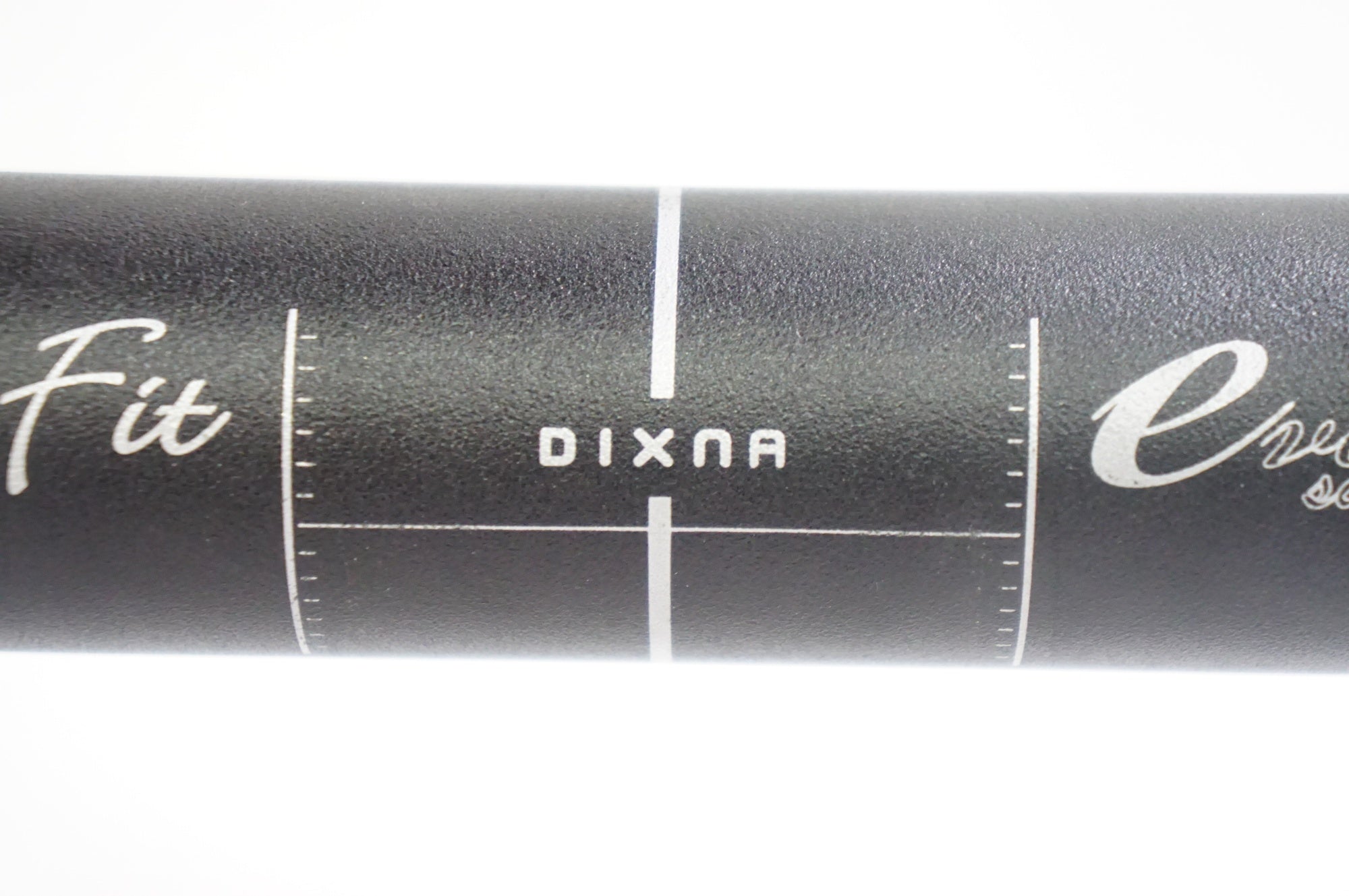 DIXNA 「ディズナ」 J-FIT EVERSION 2 φ31.8 340mm ハンドル / 熊谷本店